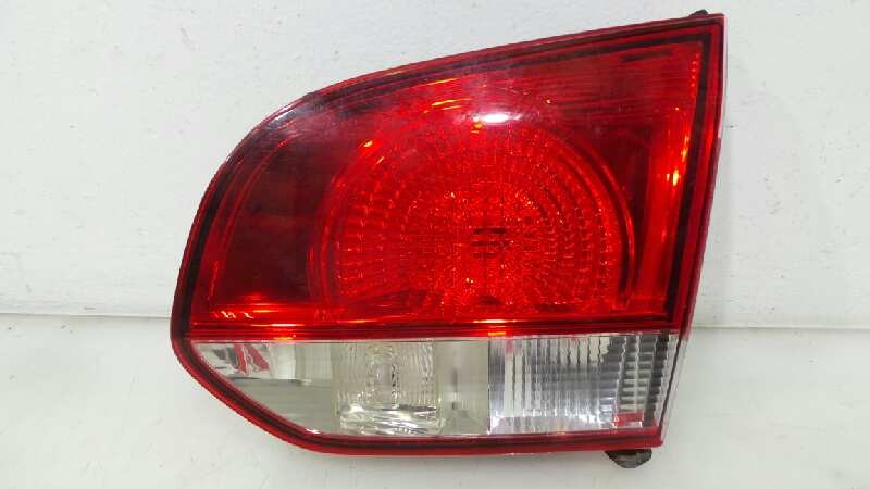 PILOTO TRASERO DERECHO INTERIOR VOLKSWAGEN GOLF VI (5K1) 2008-2012 (5K0945094G 1193704)