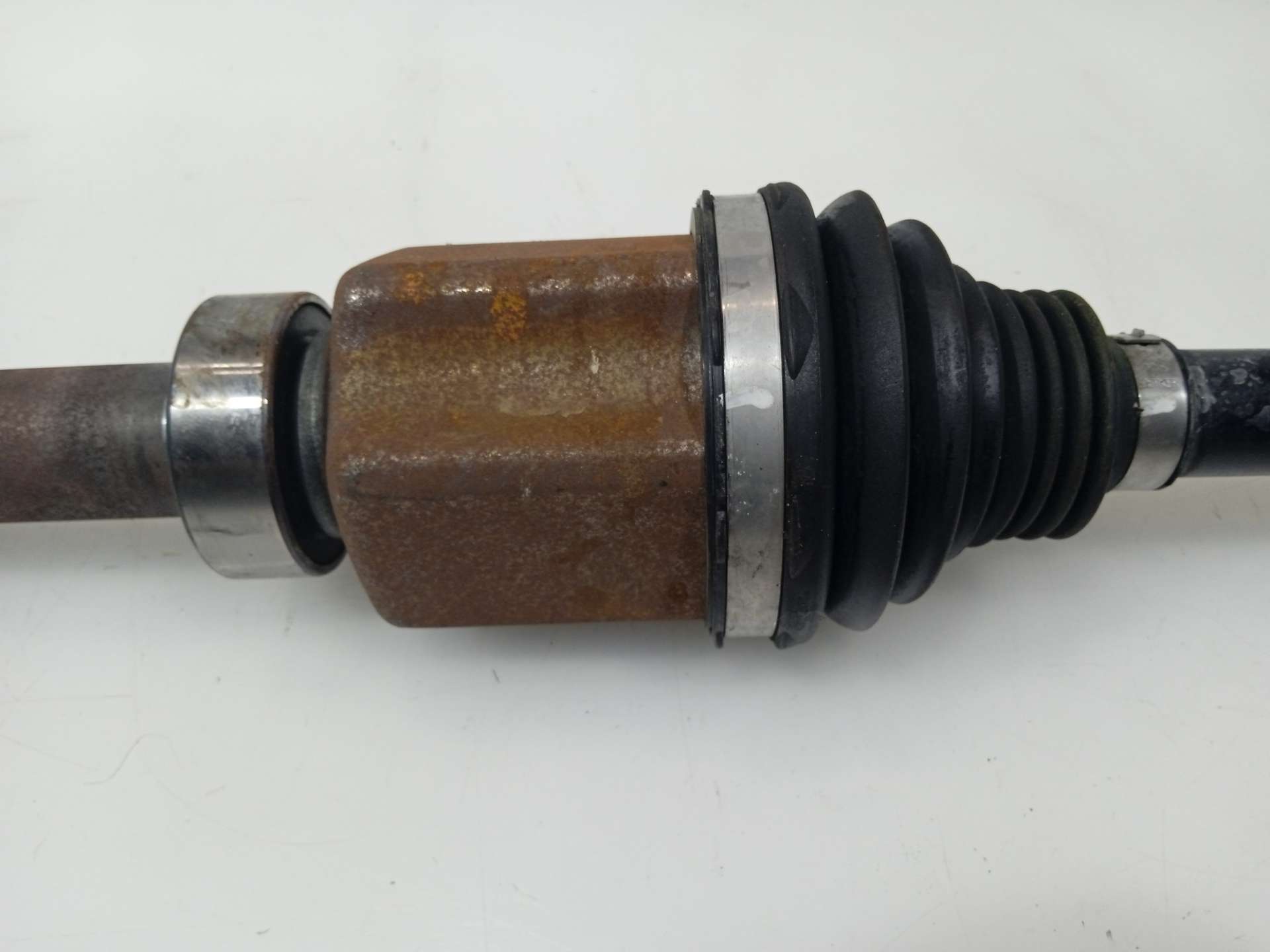 TRANSMISION DELANTERA DERECHA NISSAN QASHQAI (J11) 2013- (39100HV80A 1639686)