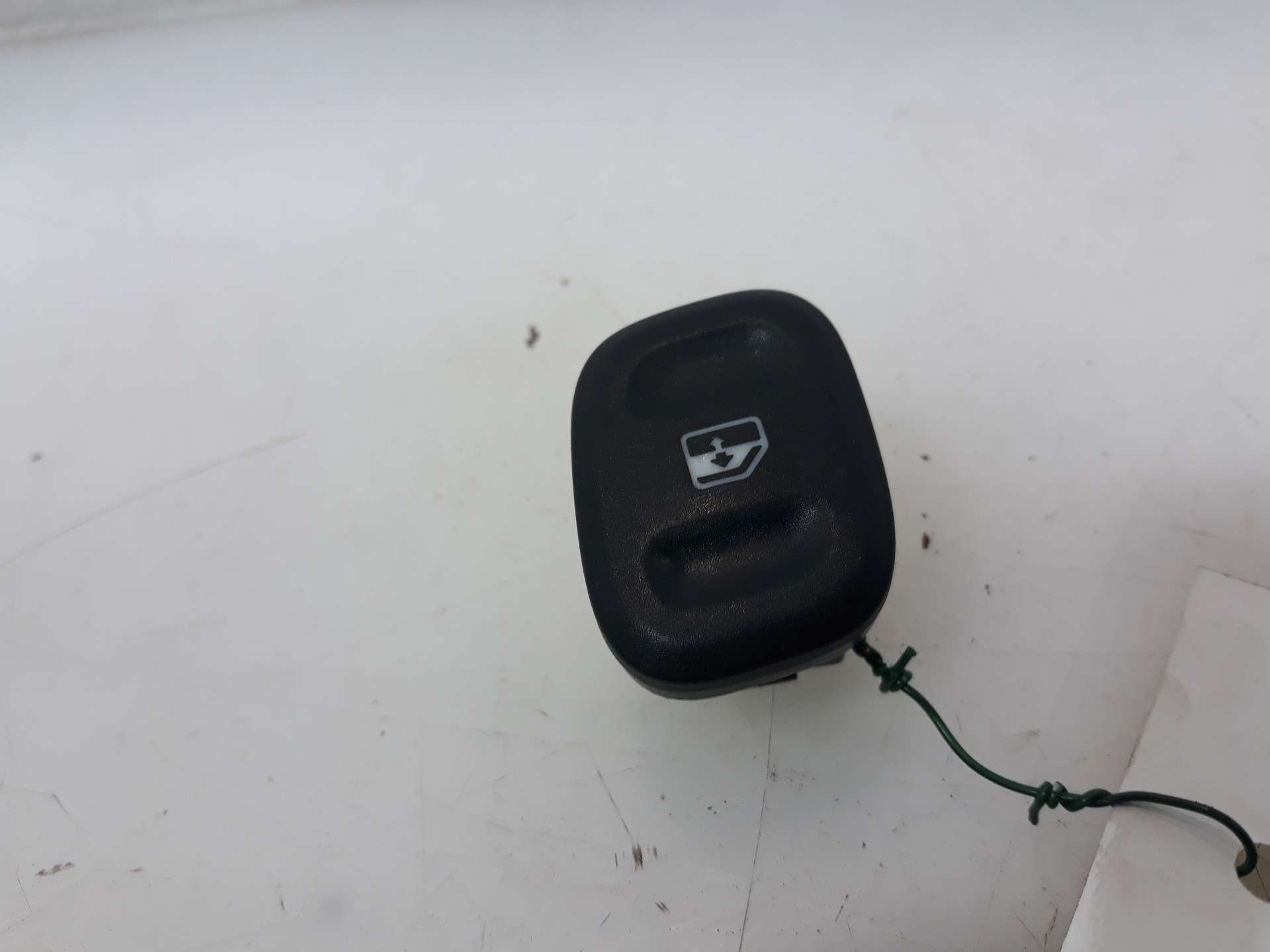 MANDO ELEVALUNAS DELANTERO DERECHO FIAT PANDA (319) 2012- (735536760 1482214)