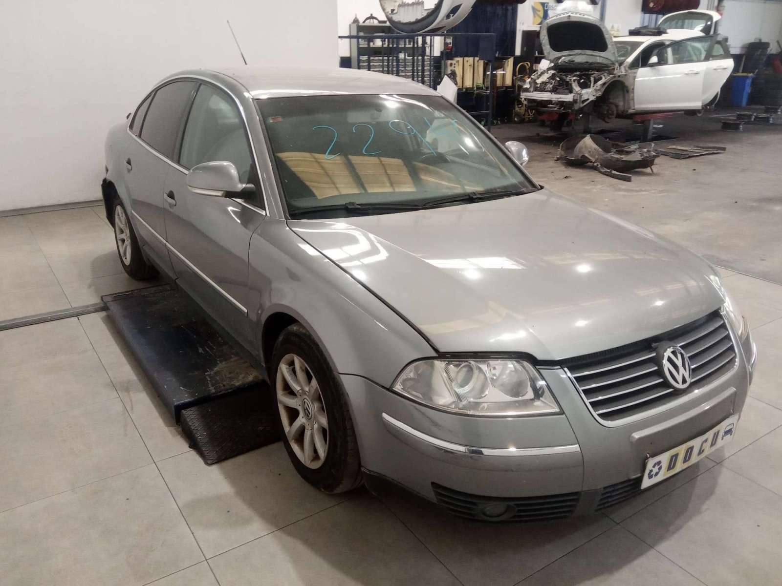 VOLKSWAGEN PASSAT BERLINA (3B3) 2000-2005