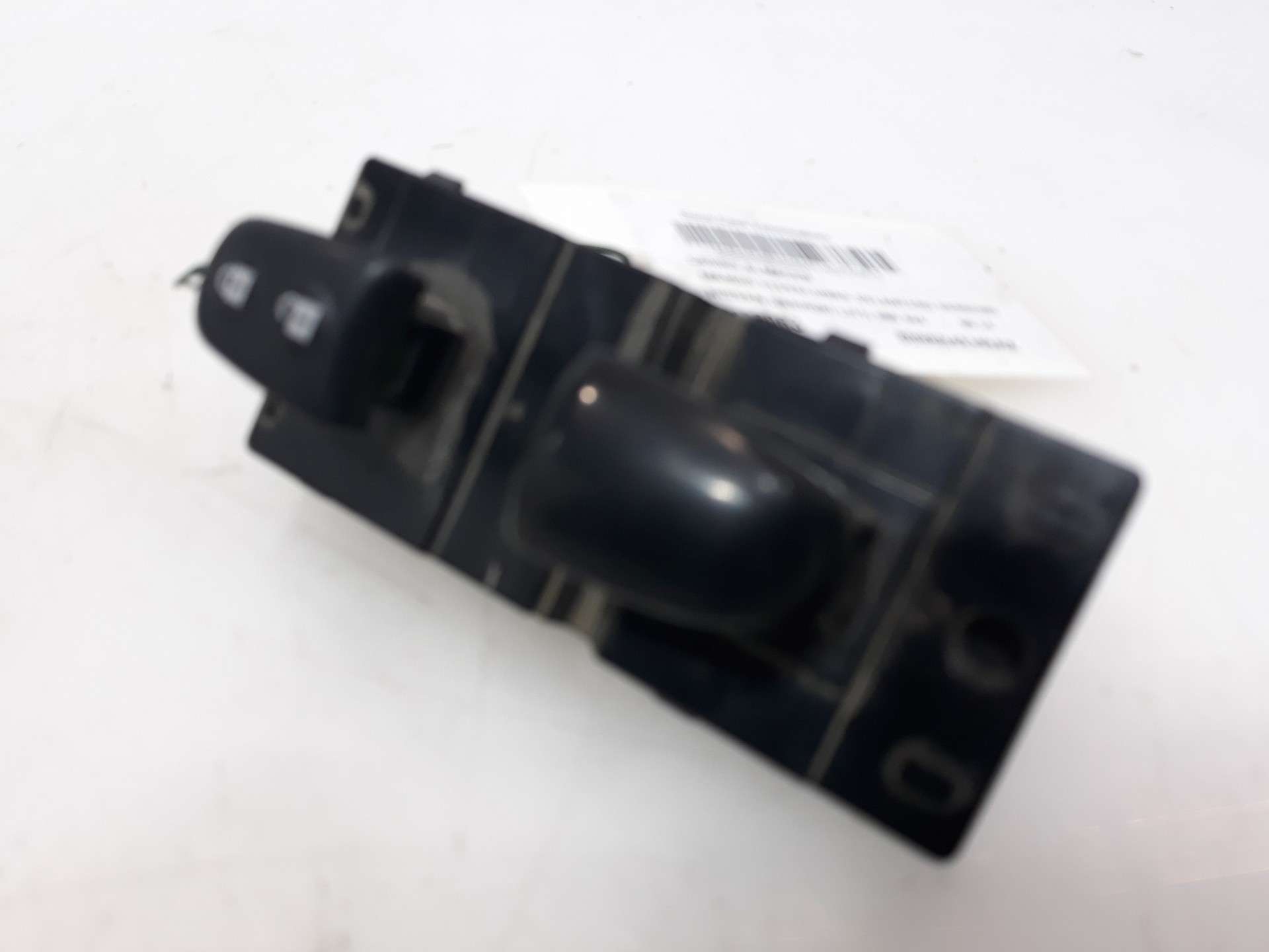 MANDO ELEVALUNAS DELANTERO DERECHO NISSAN QASHQAI (J11) 2013- (809604EH0AX 1483963)