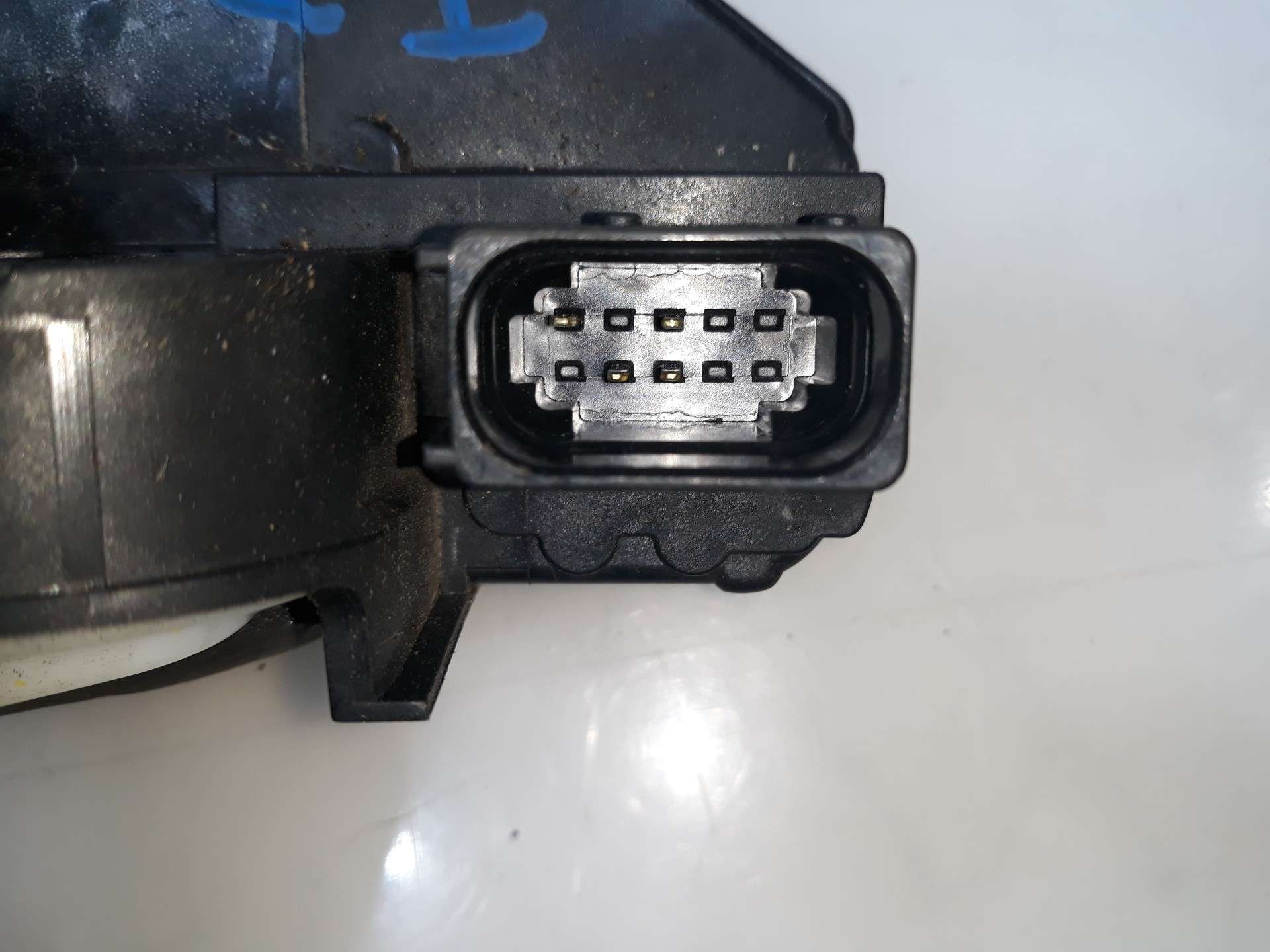 CERRADURA PUERTA TRASERA DERECHA CHEVROLET CRUZE HATCHBACK 2011-2014 (13579566 1485023)