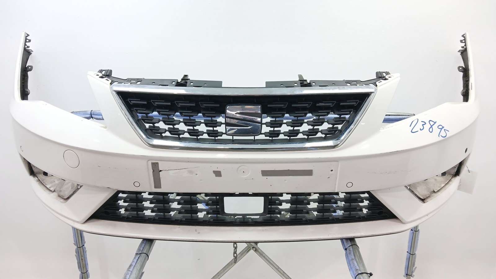 PARAGOLPES DELANTERO 5F0807221RGRU 5F0807221RGRU 