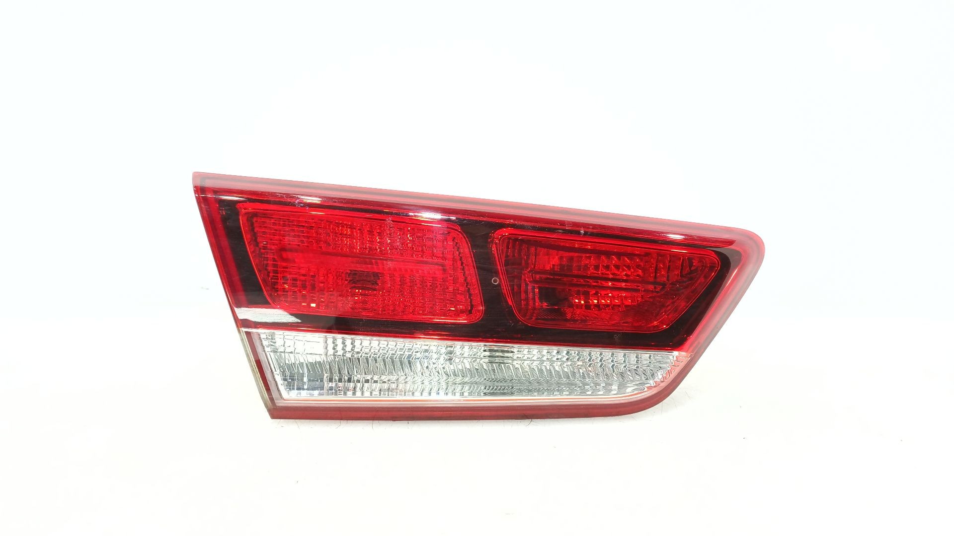 PILOTO TRASERO IZQUIERDO INTERIOR 92403D4050 92403D4050 