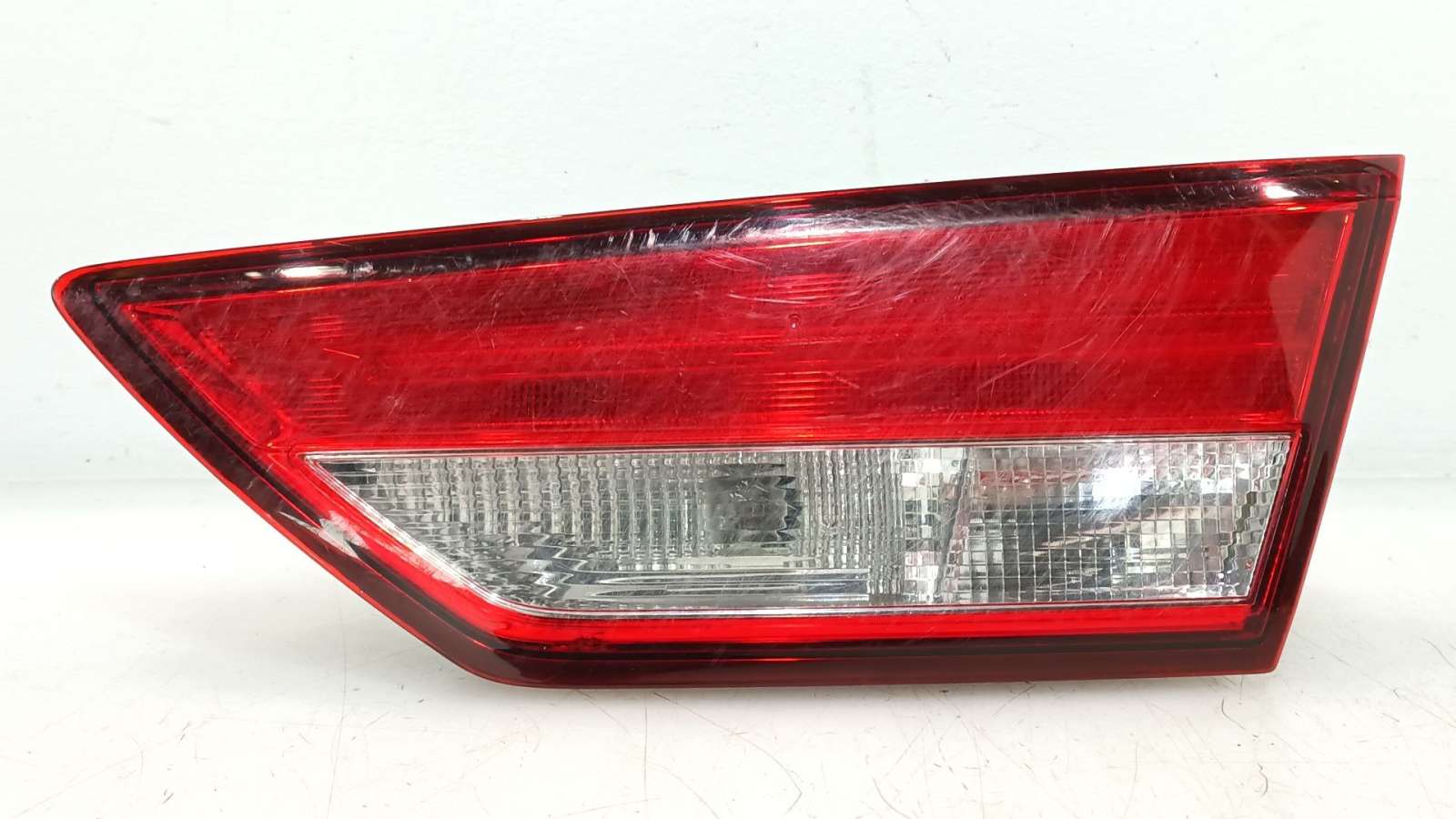 PILOTO TRASERO DERECHO INTERIOR 5F9945094D 5F9945094D 