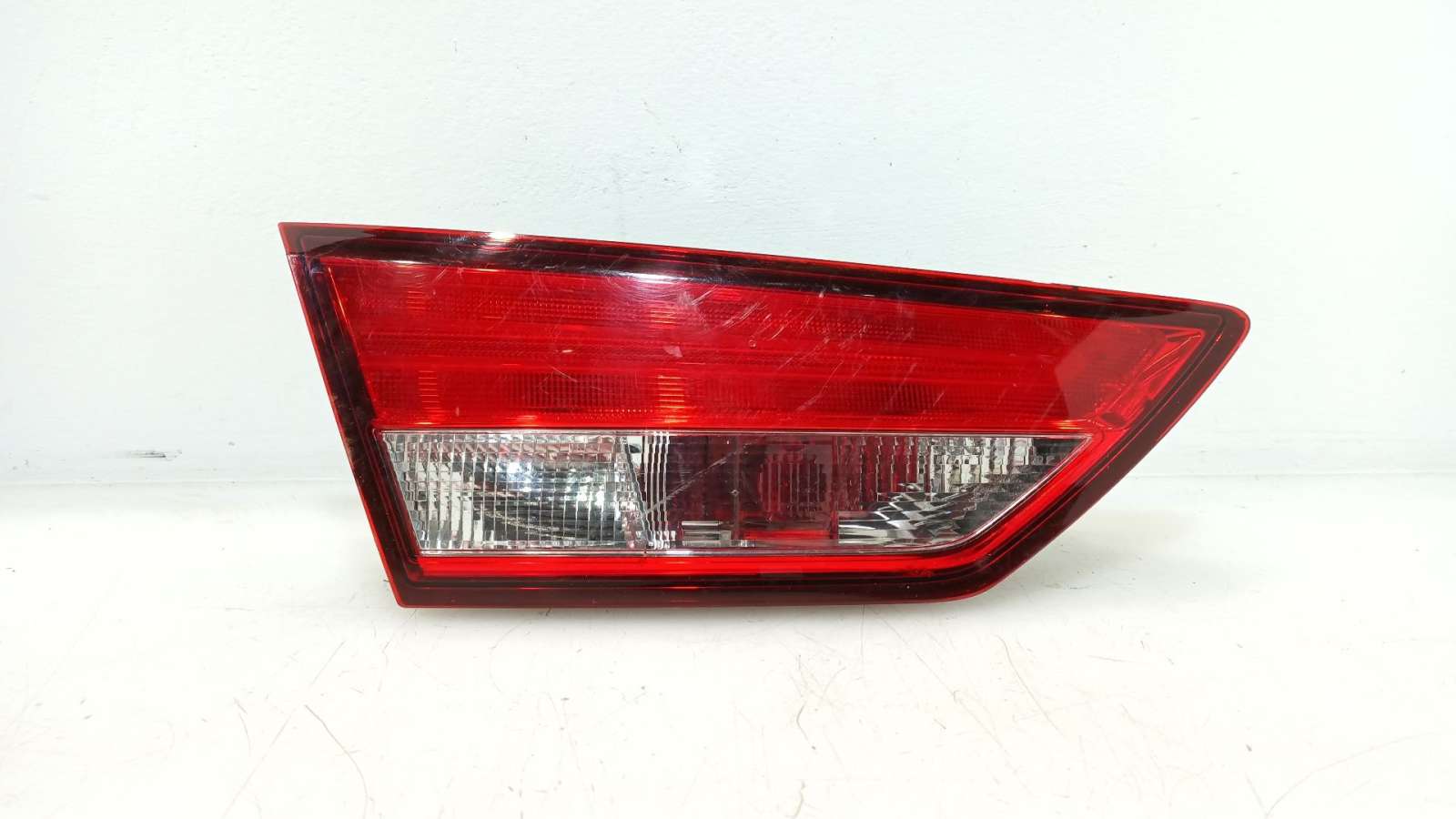 PILOTO TRASERO IZQUIERDO INTERIOR 5F9945093D 5F9945093D 