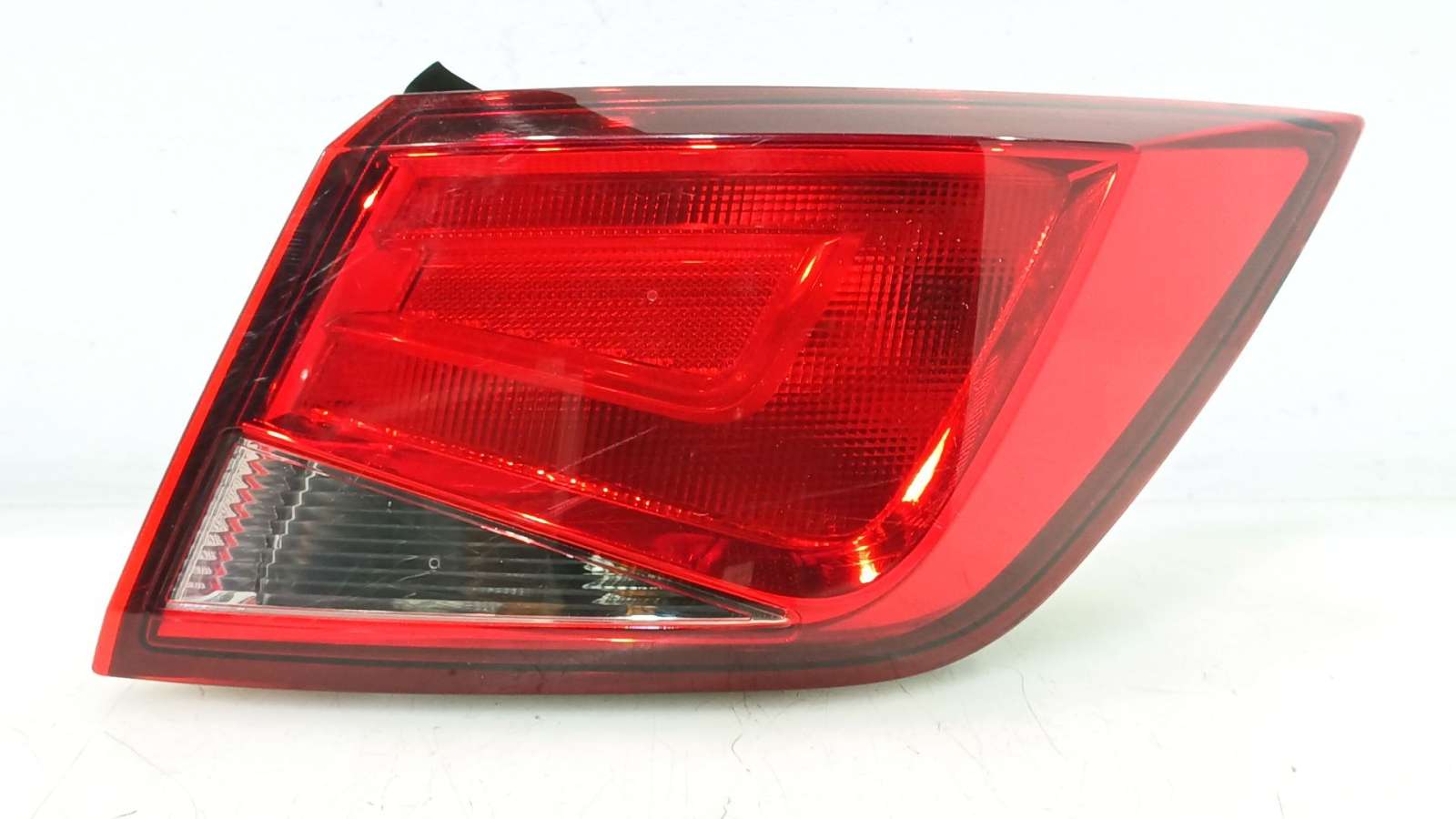 PILOTO TRASERO DERECHO 5F9945096 5F9945096 