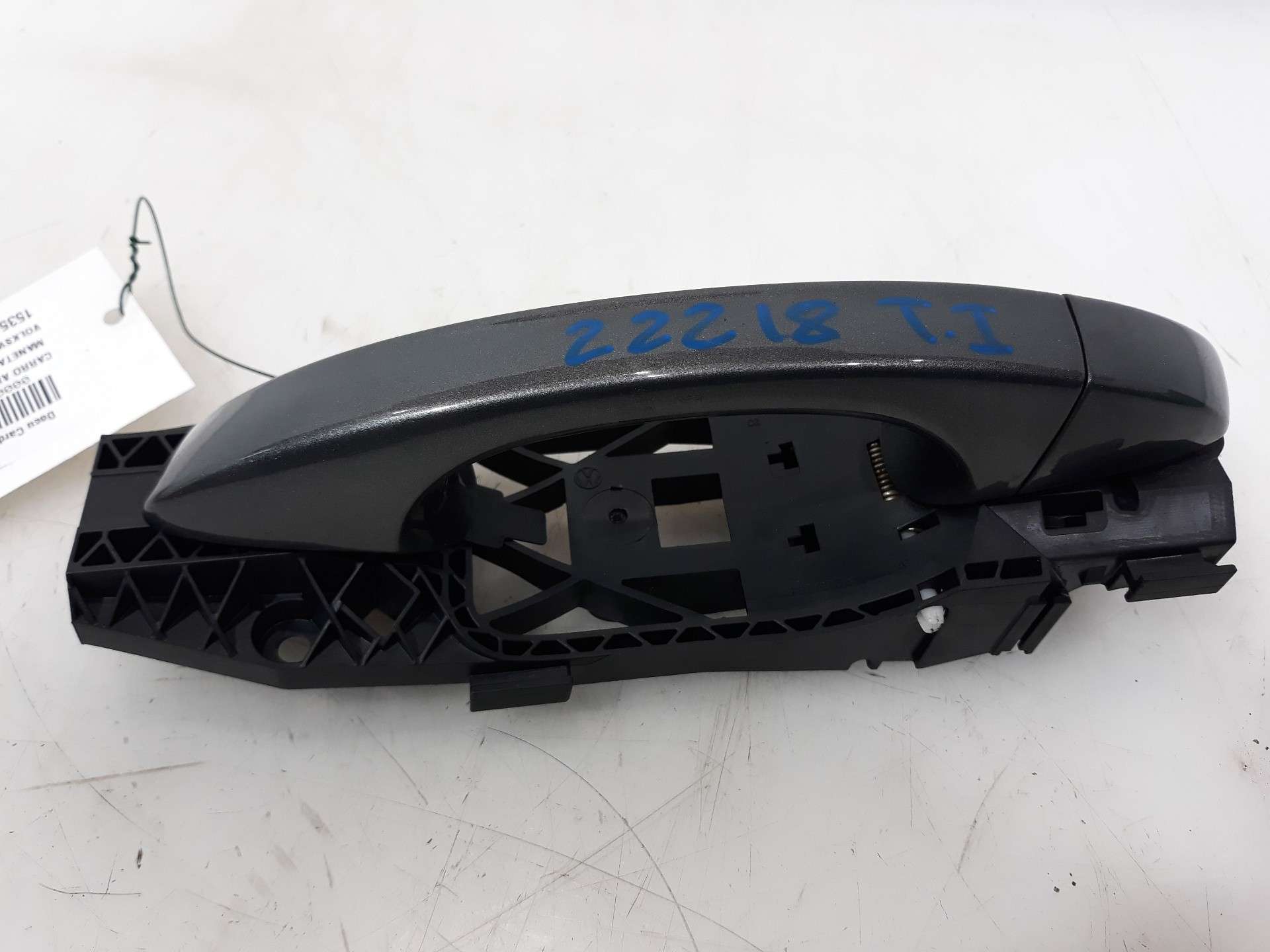 MANETA EXTERIOR TRASERA IZQUIERDA VOLKSWAGEN T-ROC 2017- (5G0837205NGRU 1535401)