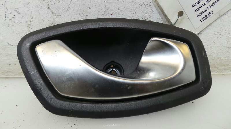 MANETA INTERIOR TRASERA DERECHA RENAULT MEGANE III BERLINA 5 P 2008-2016 (826720001R 1102482)
