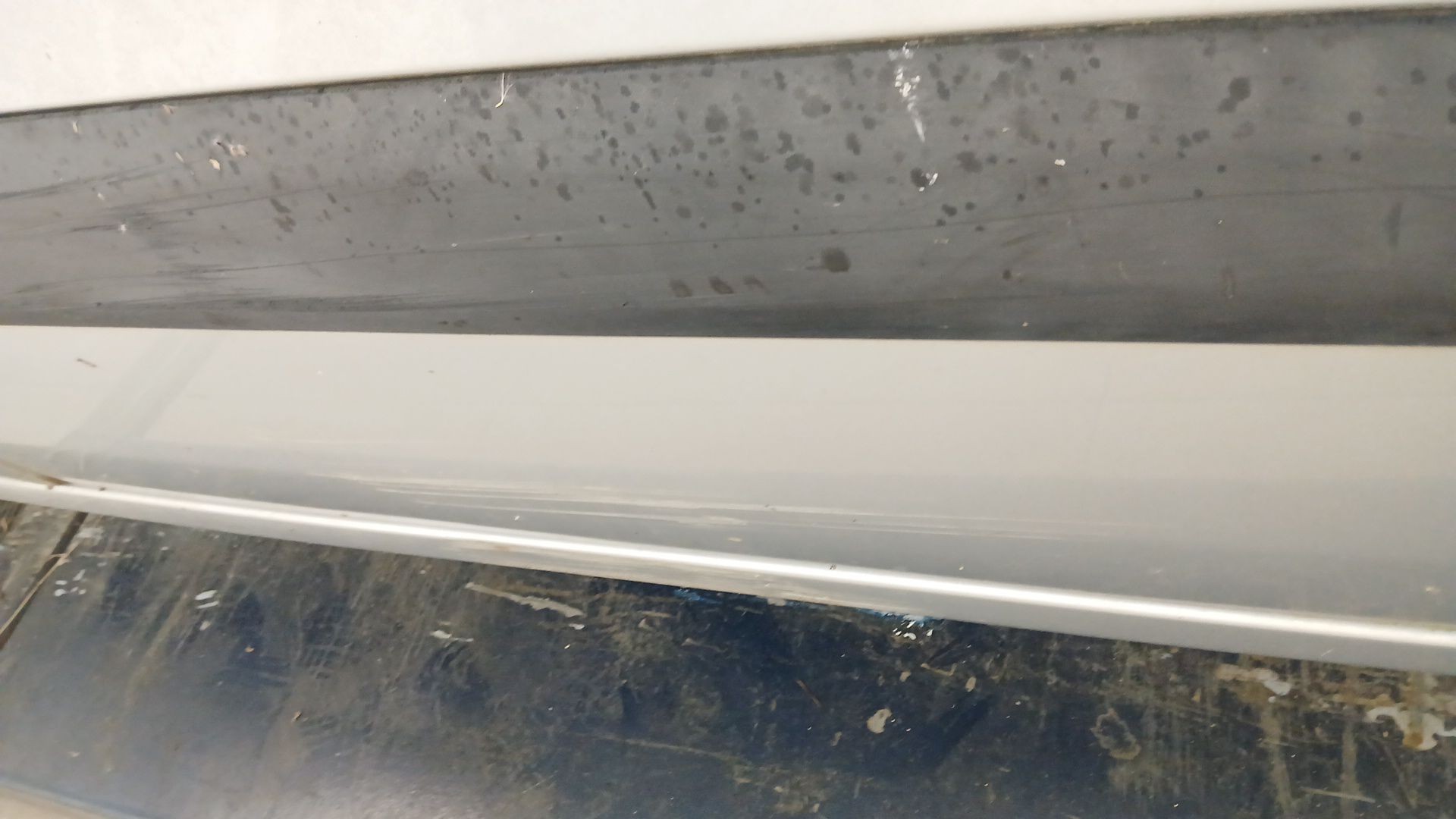 PUERTA DELANTERA DERECHA PEUGEOT PARTNER TEPEE 2008- (9004Z6 1718745)