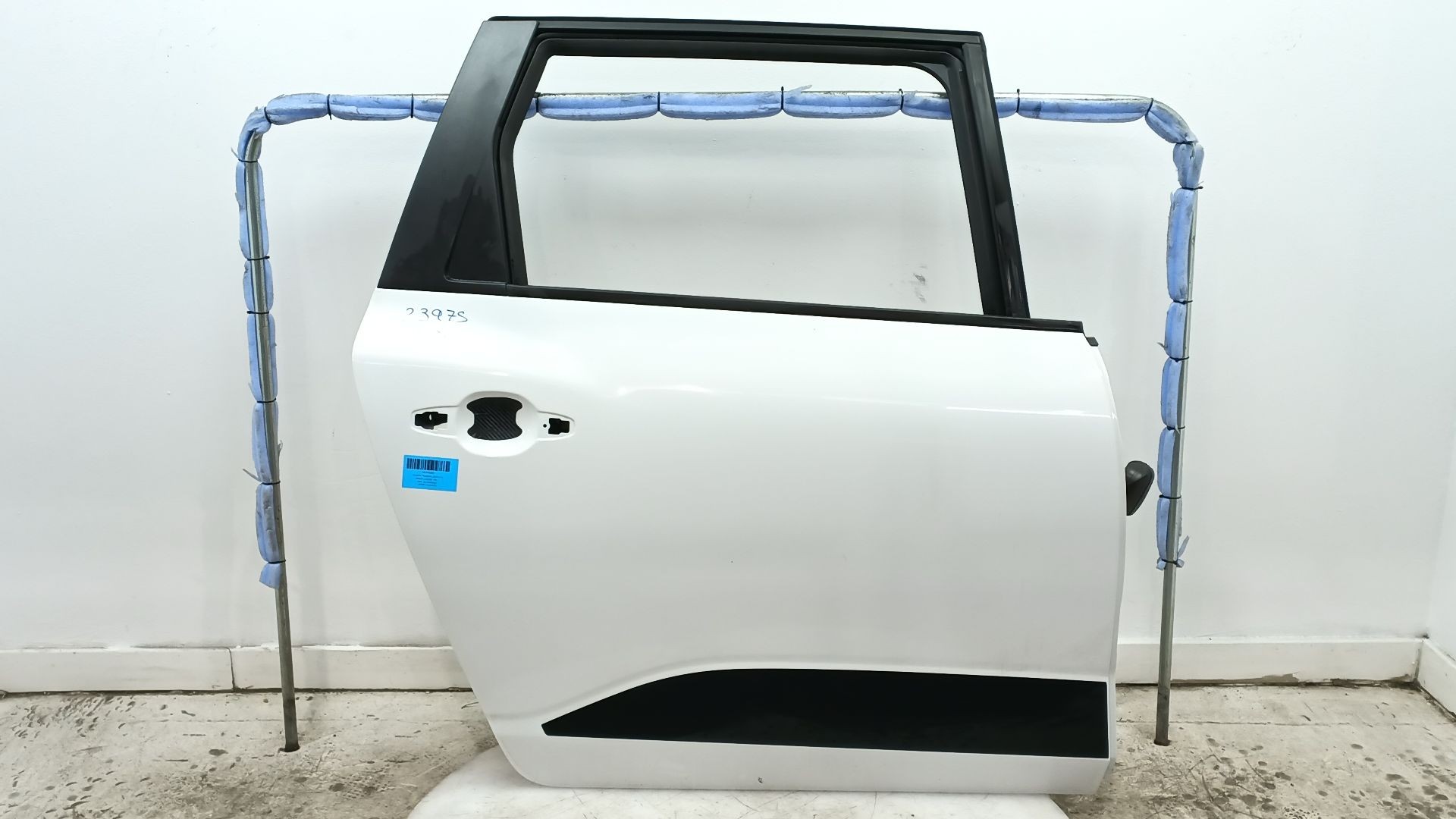 PUERTA TRASERA DERECHA 821008866R 821008866R 