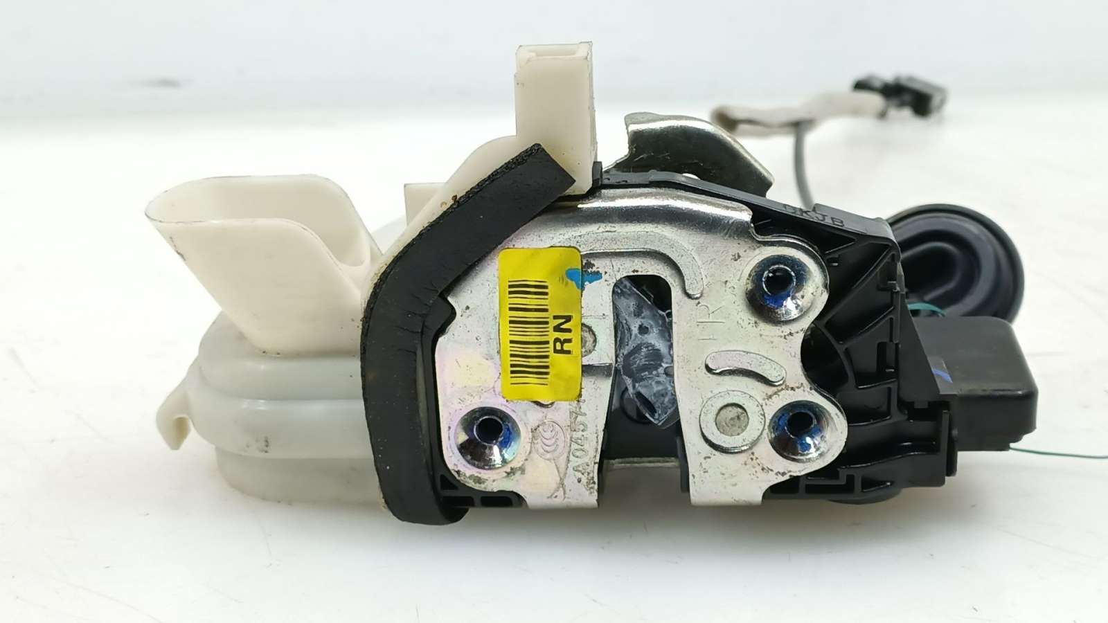 CERRADURA PUERTA DELANTERA DERECHA 81320D4110 81320D4110 