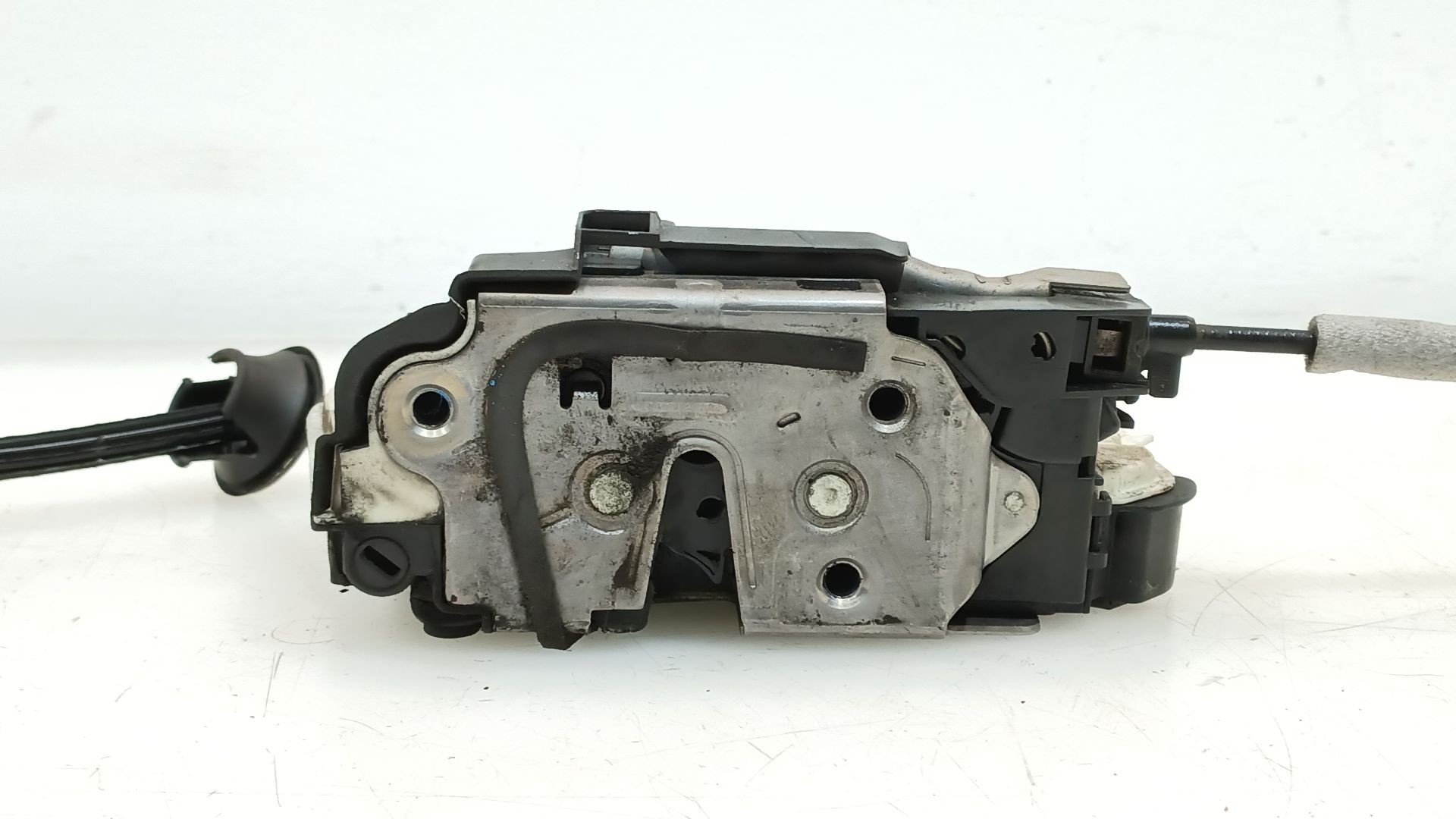 CERRADURA PUERTA TRASERA DERECHA 5K4839016AF 5K4839016AF 