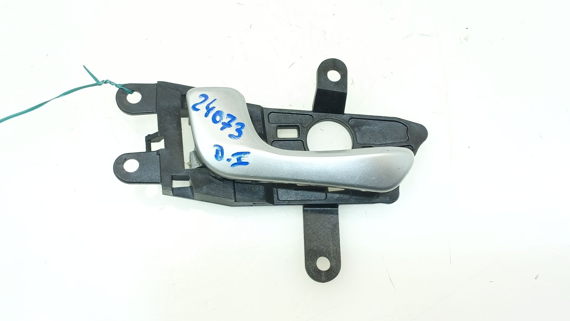 MANETA INTERIOR DELANTERA IZQUIERDA 82610D4020KA1 82610D4020KA1 