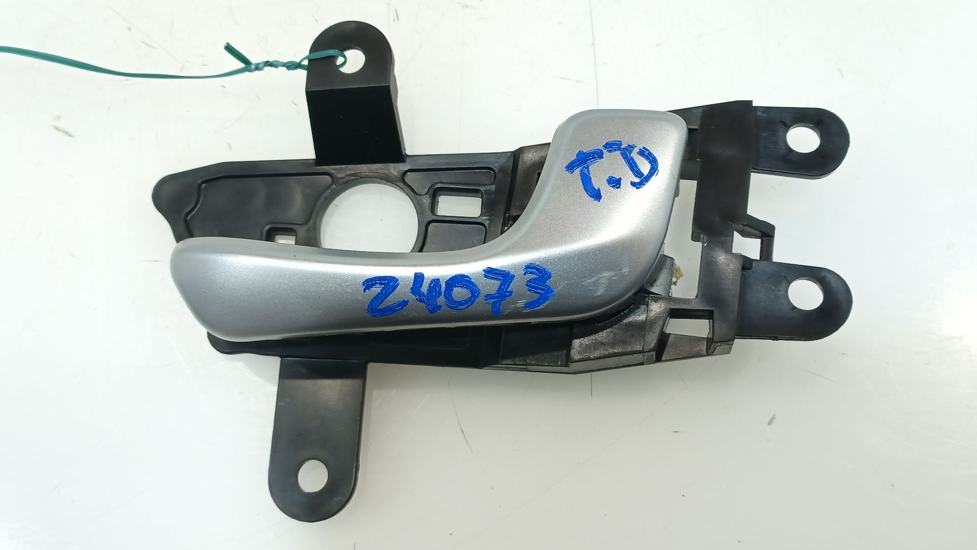 MANETA INTERIOR TRASERA DERECHA 83620D4020KA1 83620D4020KA1 