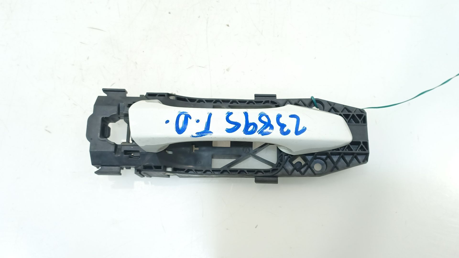 MANETA EXTERIOR TRASERA DERECHA 5G0837205NGRU 5G0837205NGRU 