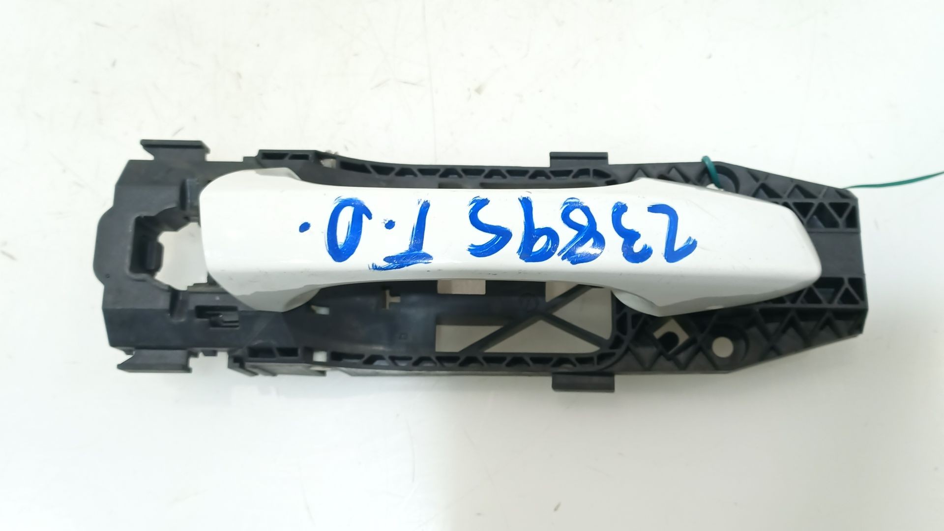 MANETA EXTERIOR TRASERA DERECHA 5G0837205NGRU 5G0837205NGRU 