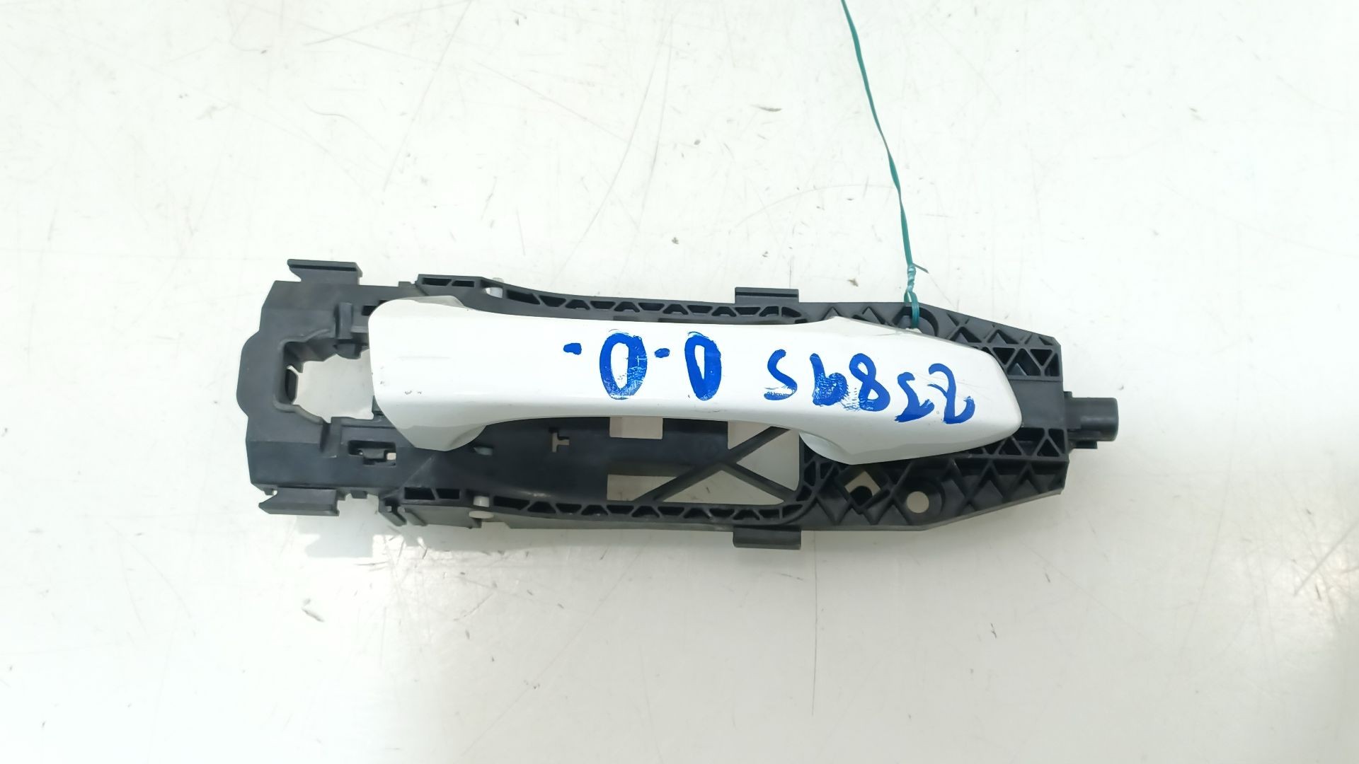 MANETA EXTERIOR DELANTERA DERECHA 5G0837206QGRU 5G0837206QGRU 