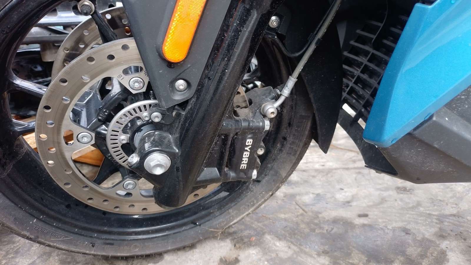 PINZA DE FRENO DELANTERA IZQUIERDA BMW C - (34118566779 1510841)