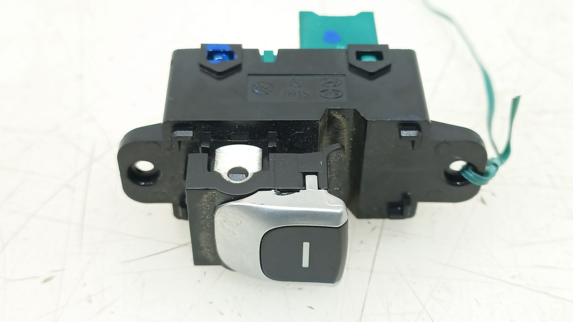 MANDO ELEVALUNAS TRASERO IZQUIERDO 93580D4000AK5 93580D4000AK5 