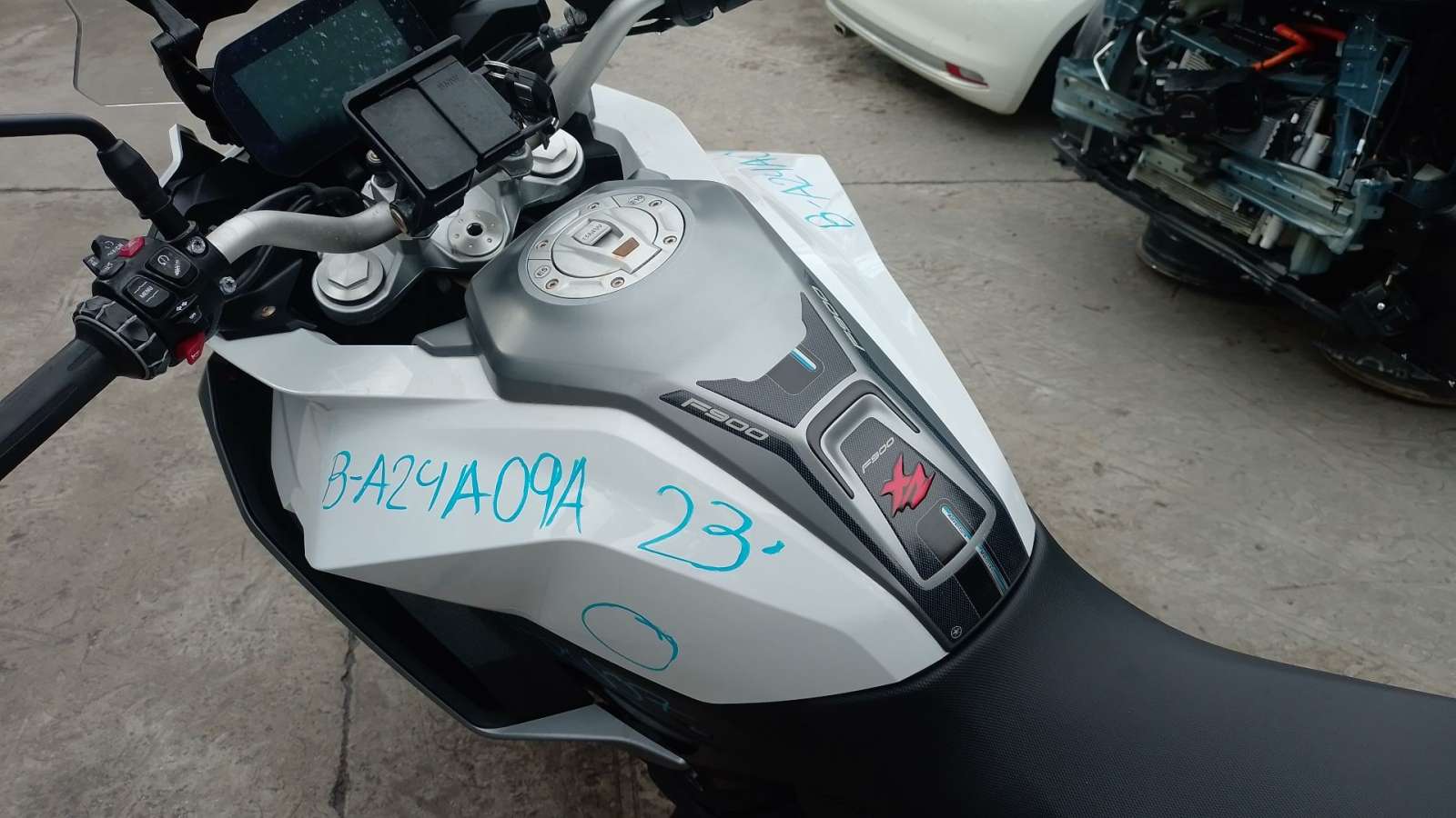 DEPOSITO COMBUSTIBLE BMW F (801cc - ) - (16118396860 1510926)