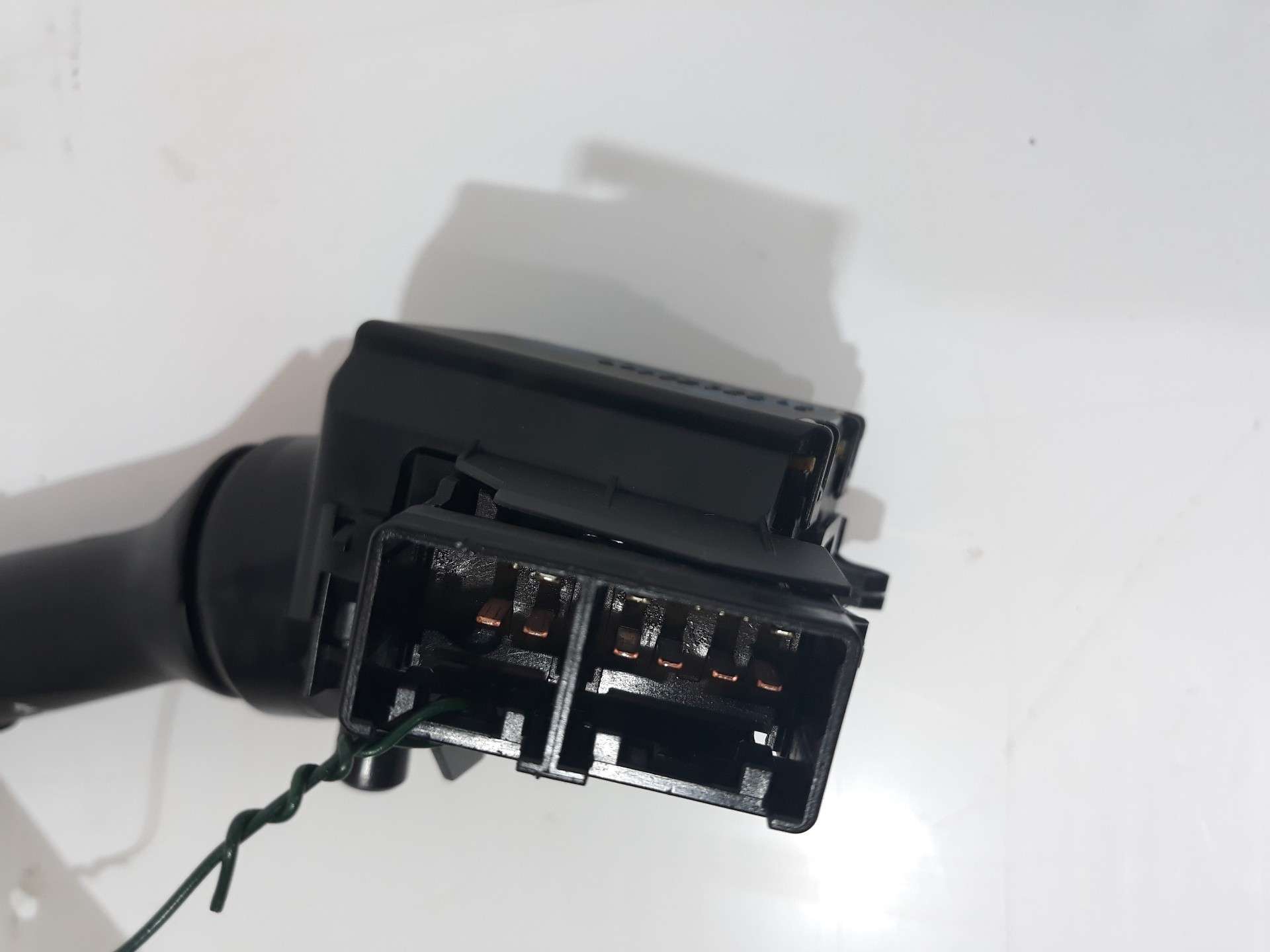 MANDO LIMPIA TOYOTA YARIS 2014-2017 (0D19017F936 1211088)