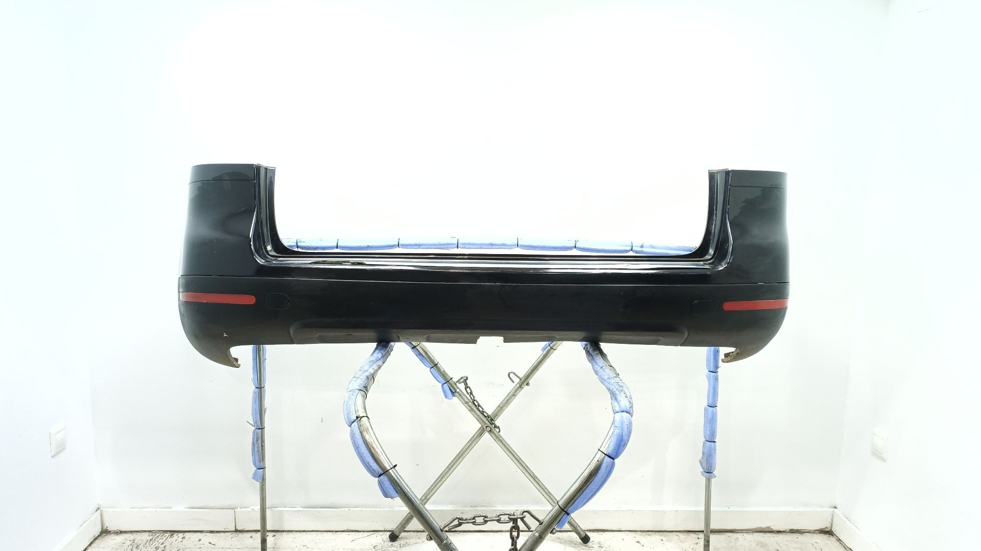 PARAGOLPES TRASERO 7L6807417DGRU 7L6807417DGRU 