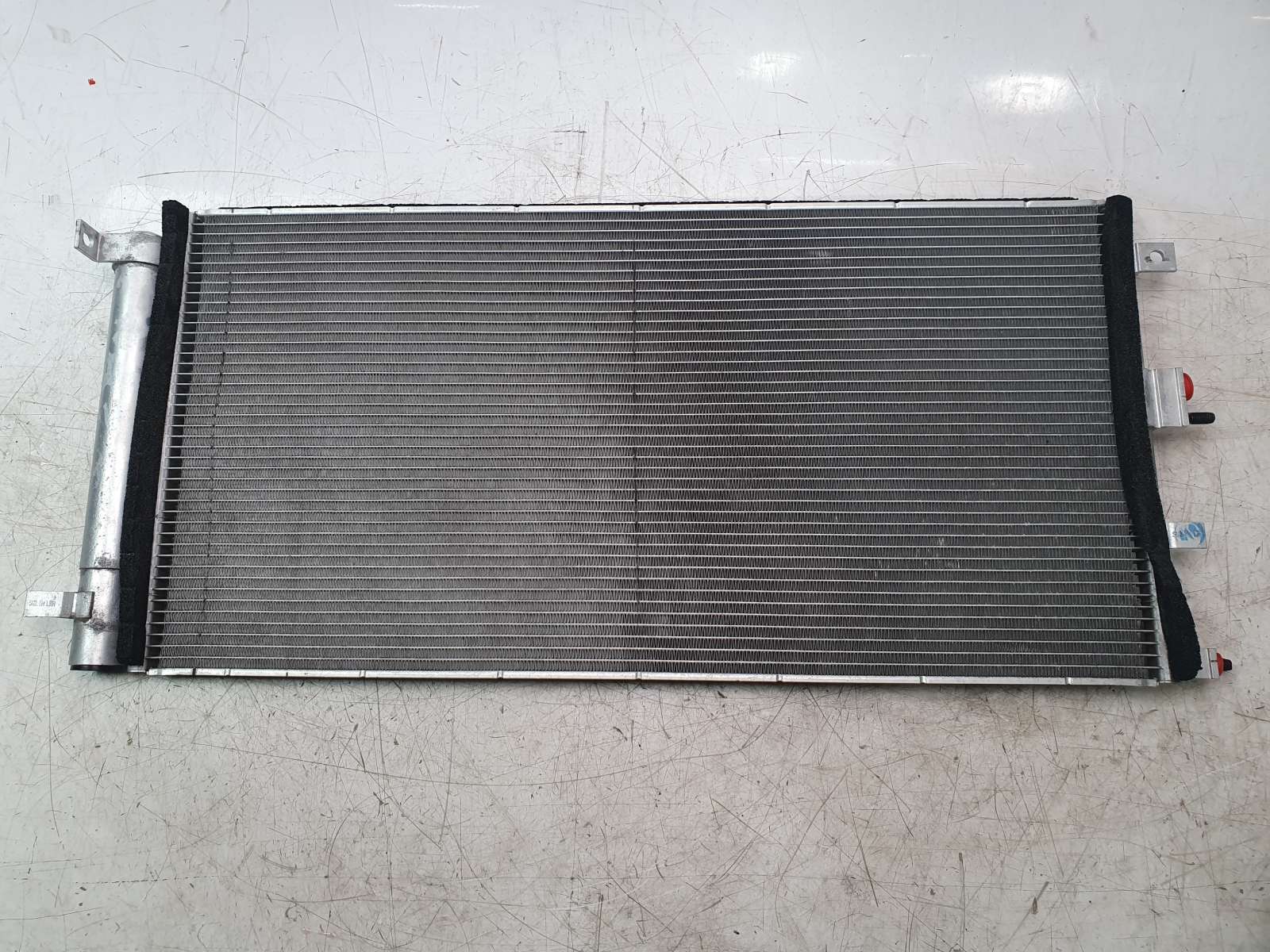 CONDENSADOR / RADIADOR AIRE ACONDICIONADO 97606AT000 350654