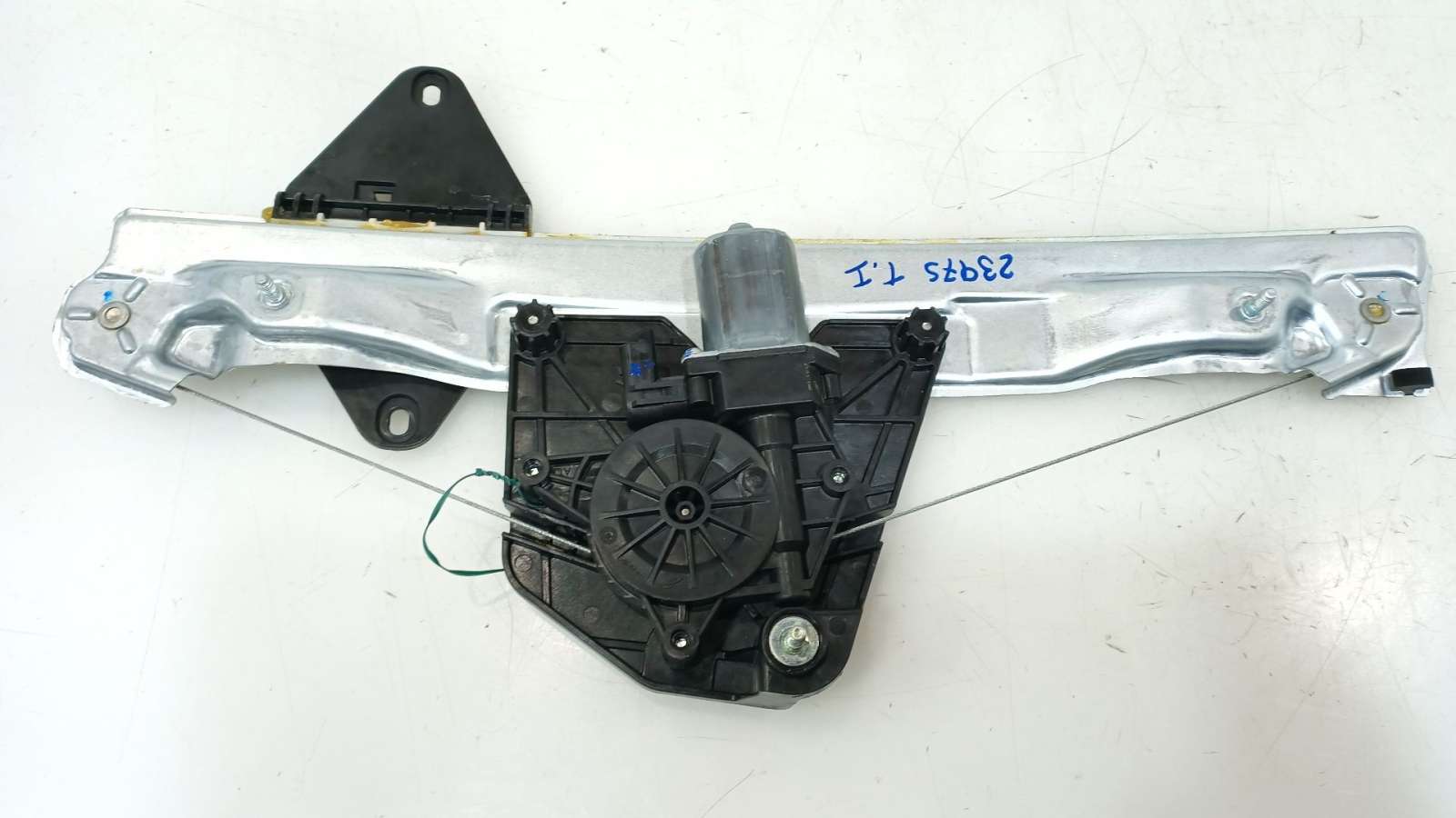 ELEVALUNAS TRASERO IZQUIERDO 827219784R 827219784R 