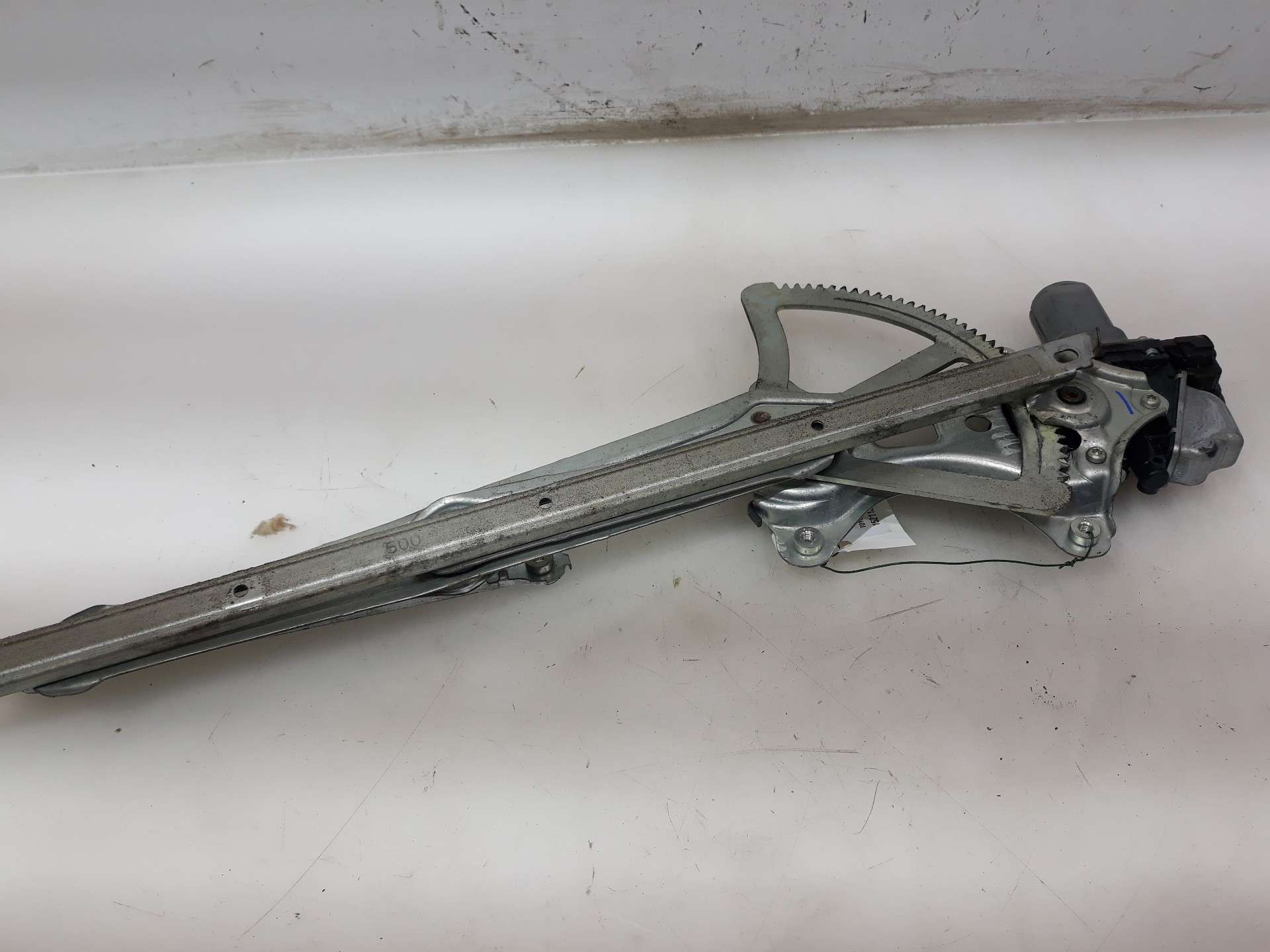 ELEVALUNAS DELANTERO DERECHO TOYOTA LAND CRUISER (J15) 2009-2017 (6980160090 1521127)