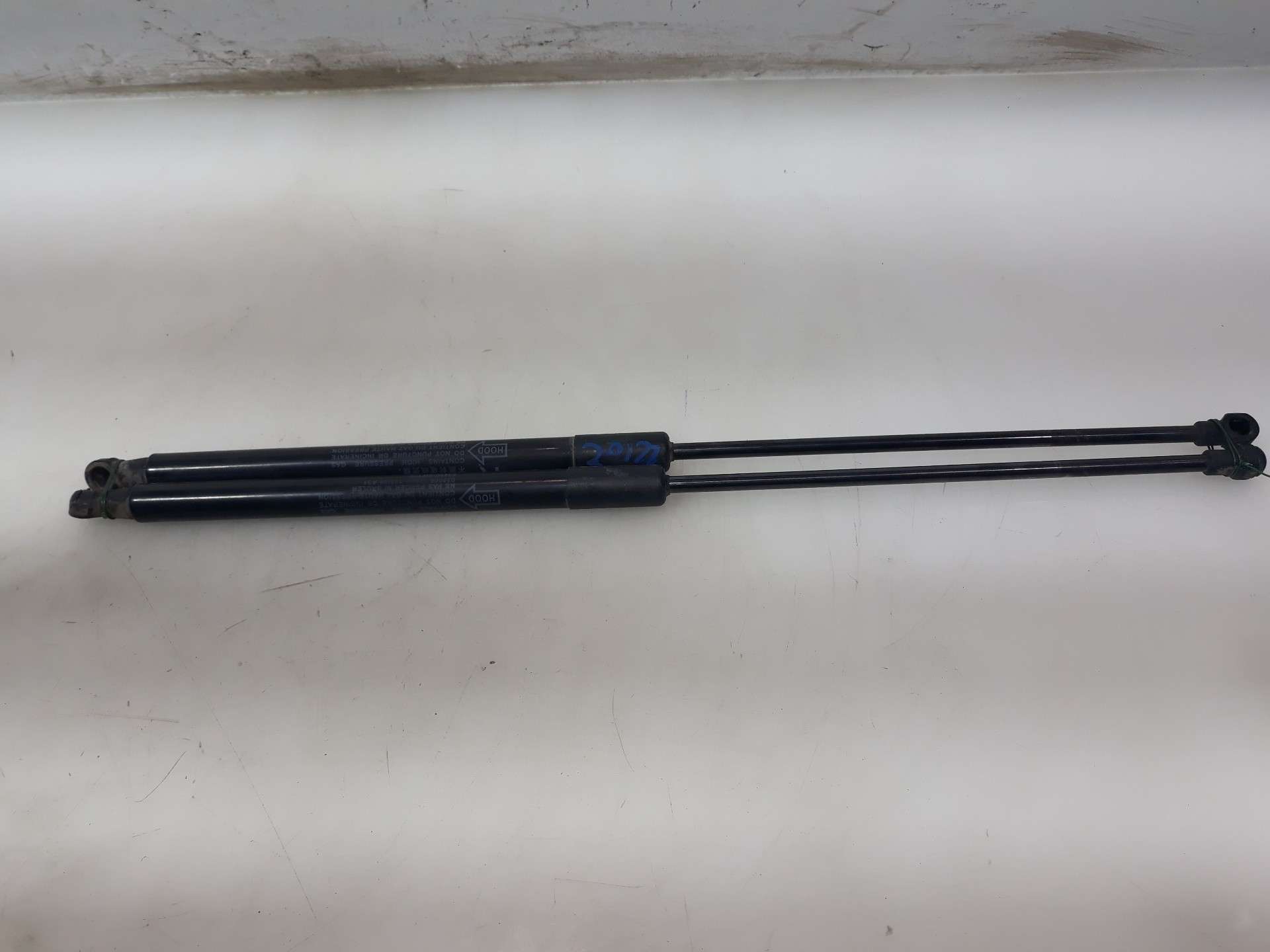 AMORTIGUADORES MALETERO / PORTON TOYOTA LAND CRUISER (J15) 2009-2017 (534500W180 1521138)