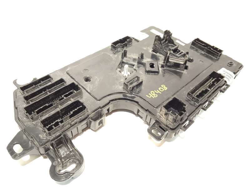 CAJA RELES / FUSIBLES 110034032I 