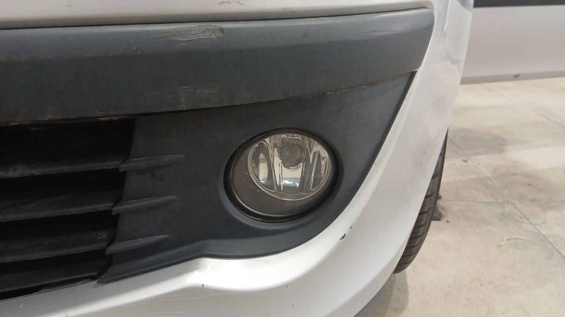 FARO ANTINIEBLA IZQUIERDO RENAULT CLIO III (BR0/1, CR0/1) 2005-2014 (8200002469 1778514)