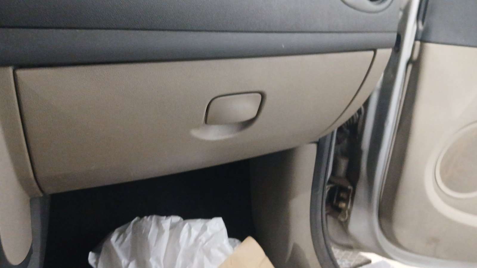 GUANTERA RENAULT CLIO III (BR0/1, CR0/1) 2005-2014 (8200407712 1778517)