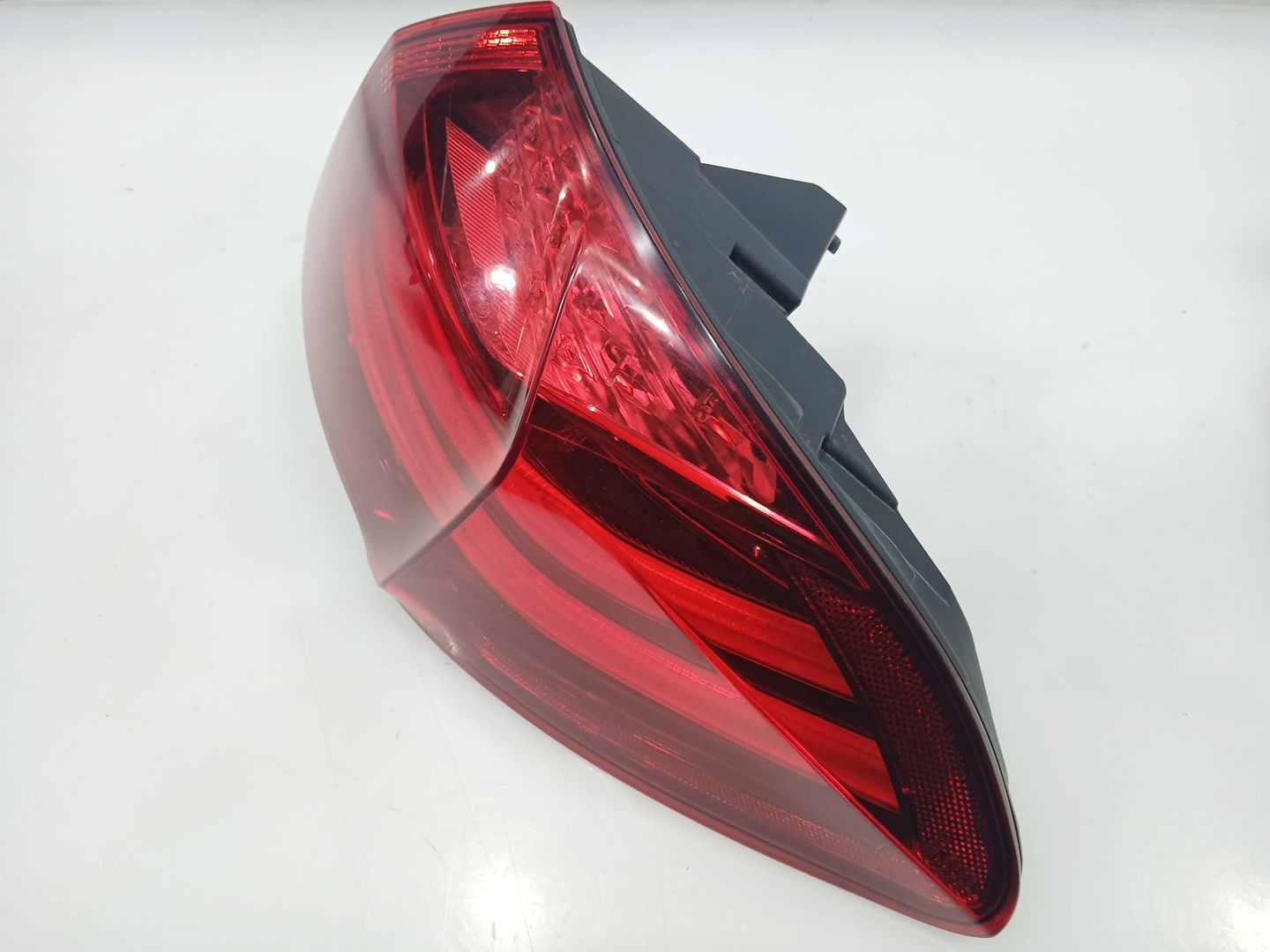 PILOTO TRASERO DERECHO BMW SERIE 5 GRAN TURISMO (F07) 2009-2017 (63217306166 1642052)