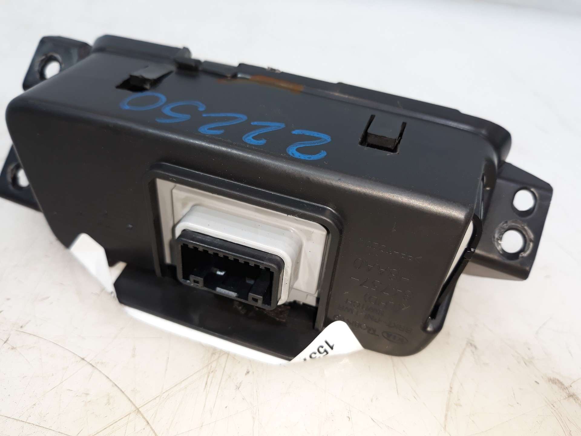 MANDO MULTIFUNCION KIA STONIC (YBCUV) 2017- (84757H8AA0 1537193)