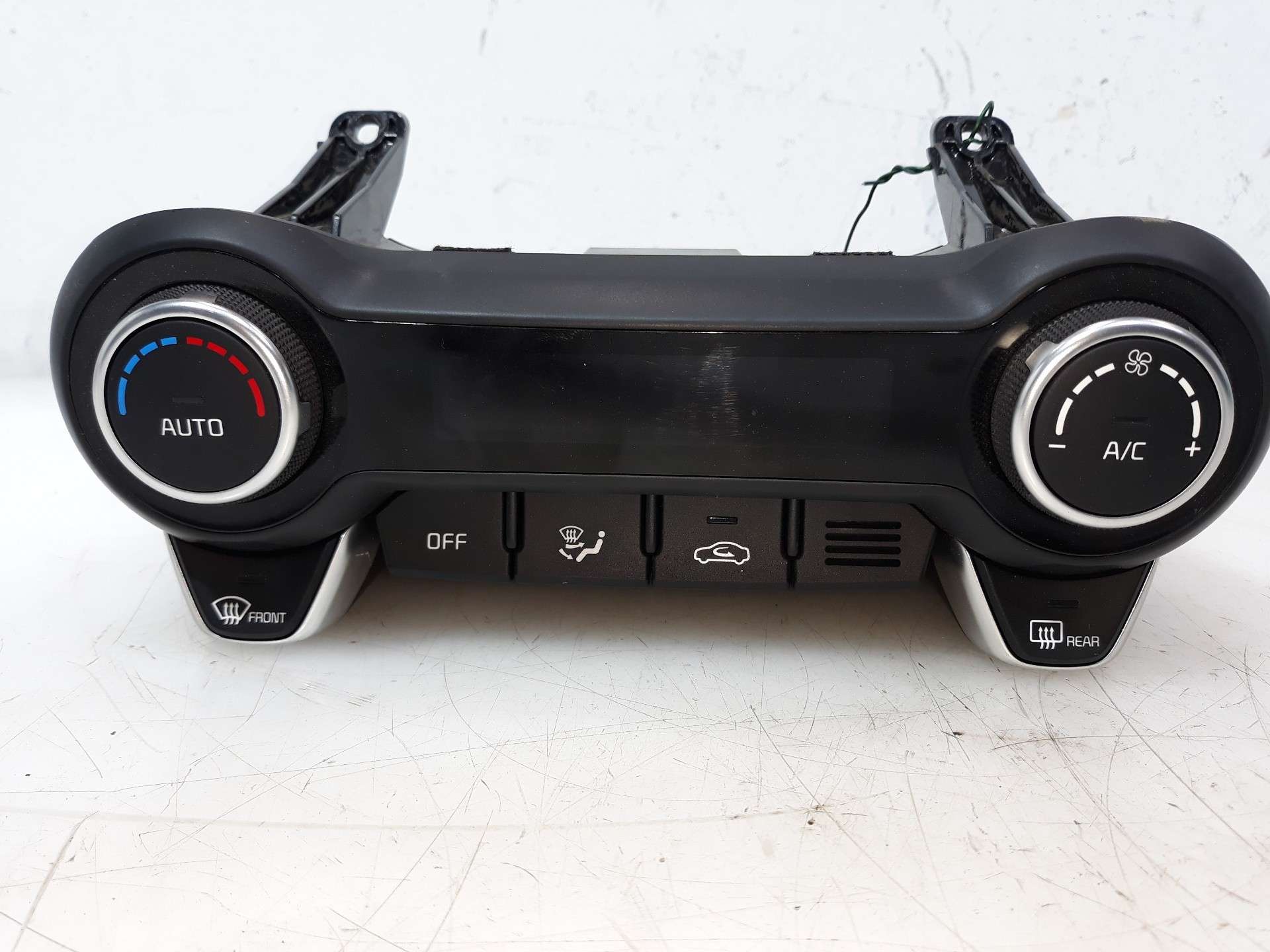 MANDO CLIMATIZADOR KIA STONIC (YBCUV) 2017- (97250H8XXX 1537200)