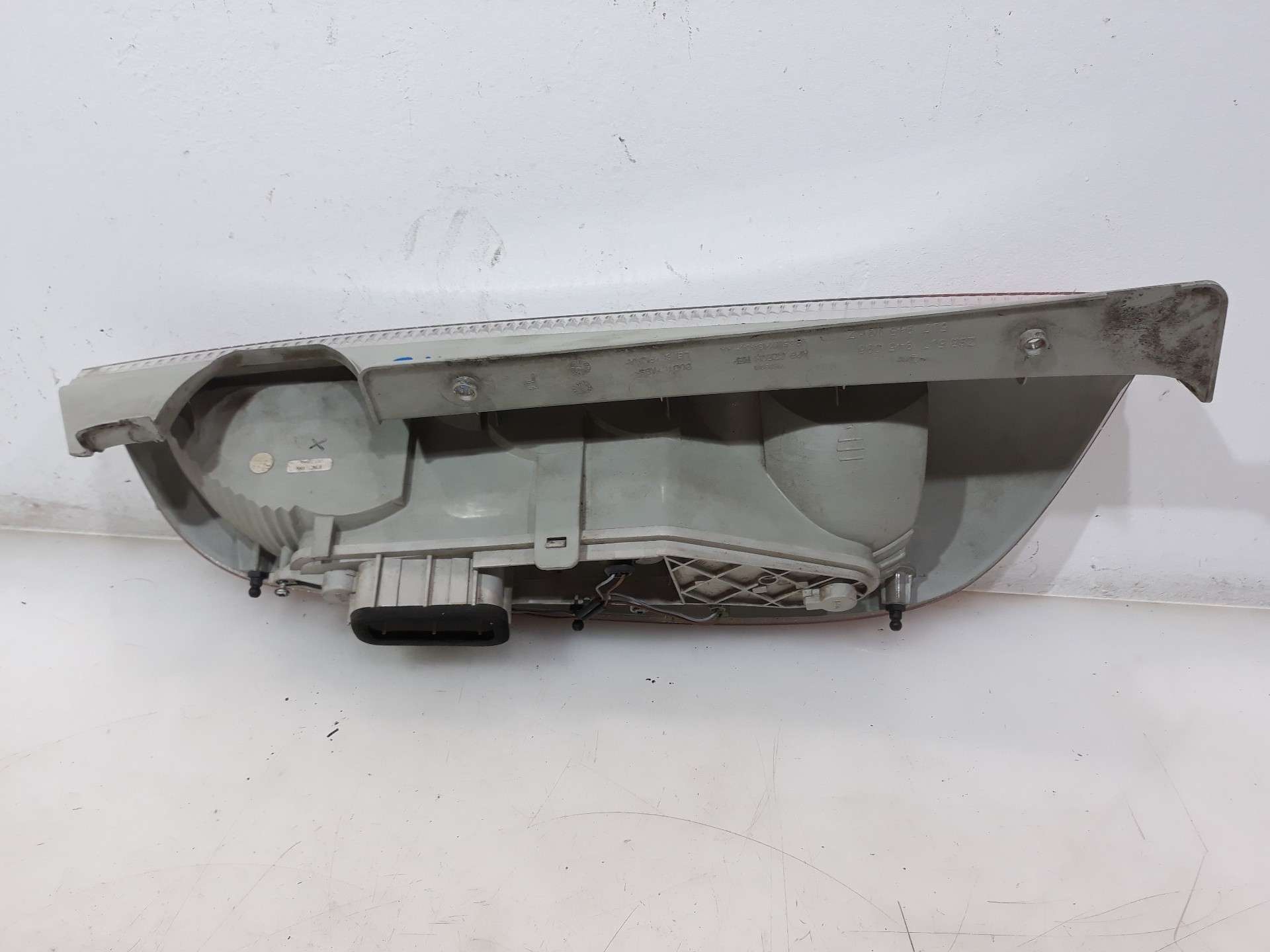 PILOTO TRASERO DERECHO SKODA ROOMSTER (5J7) 2006-2015 (5J7945112 1490344)