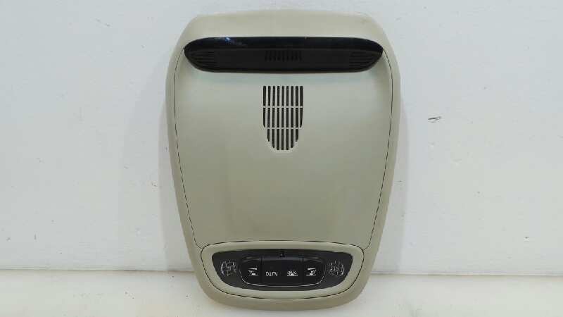 LUZ INTERIOR VOLVO V40 CROSS COUNTRY 2012- (39825822 1111607)