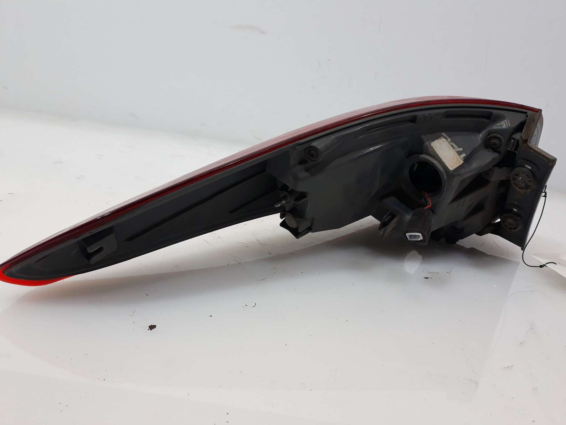 PILOTO TRASERO DERECHO HYUNDAI I40 2012- (924023Z3 1490397)