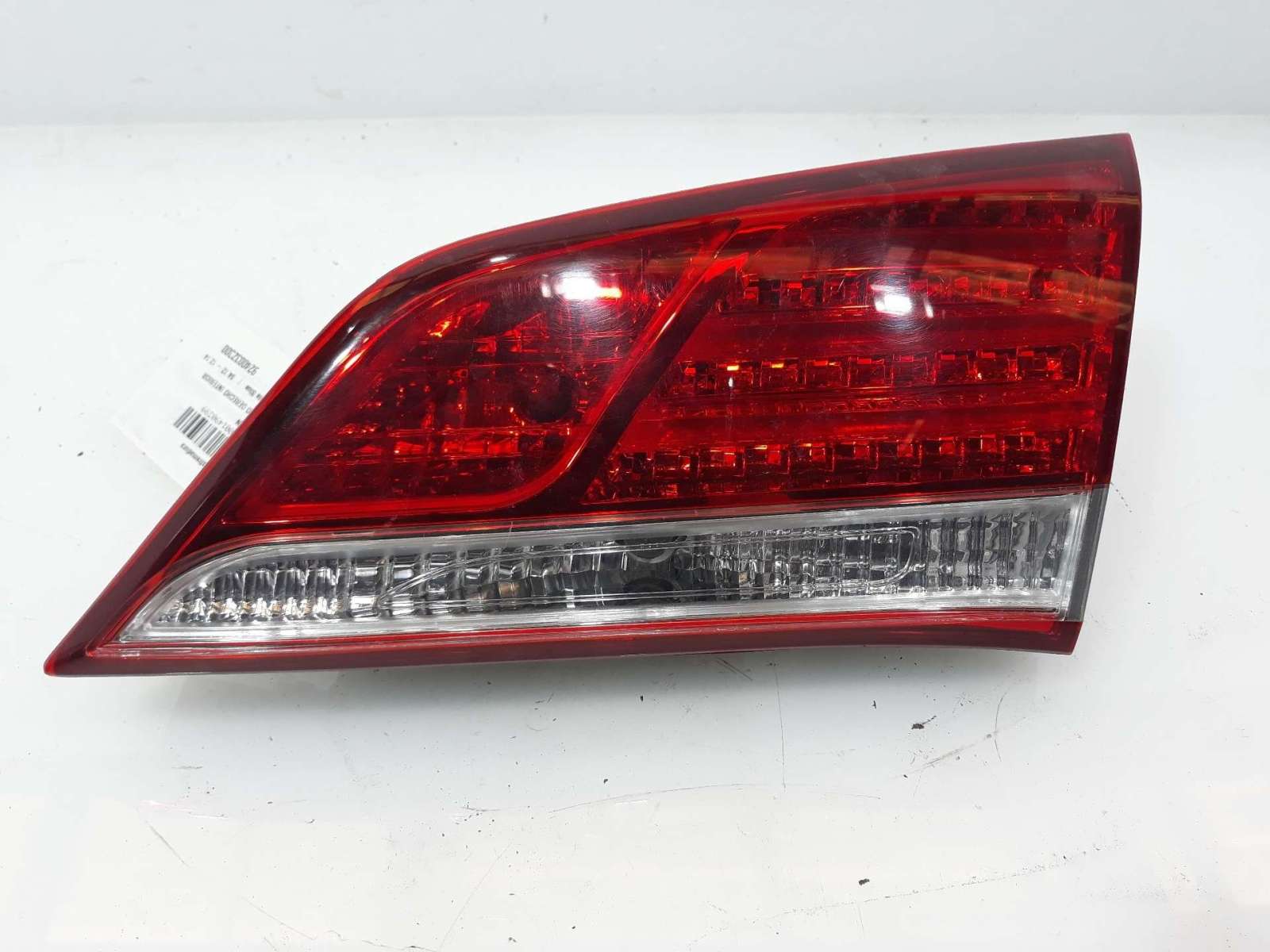 PILOTO TRASERO DERECHO INTERIOR HYUNDAI I40 2012- (924003Z300 1490399)