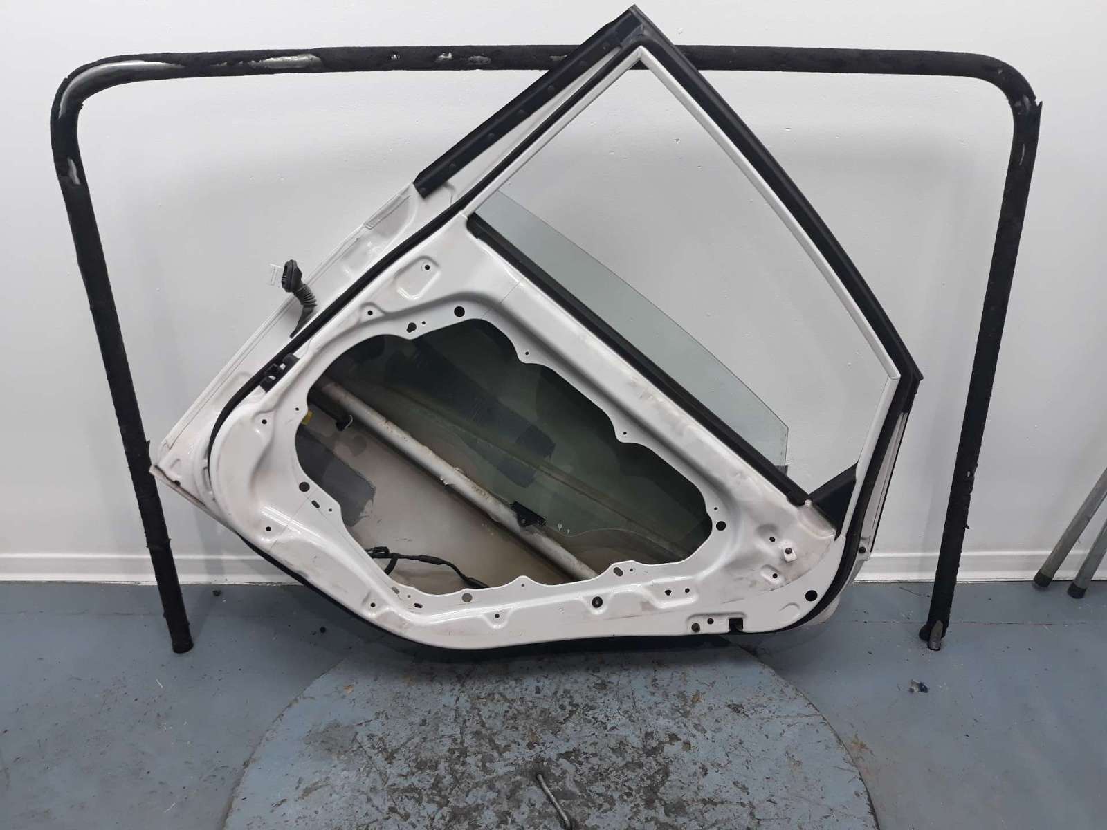 PUERTA TRASERA DERECHA HYUNDAI I40 2012- (770043Z300 1490405)