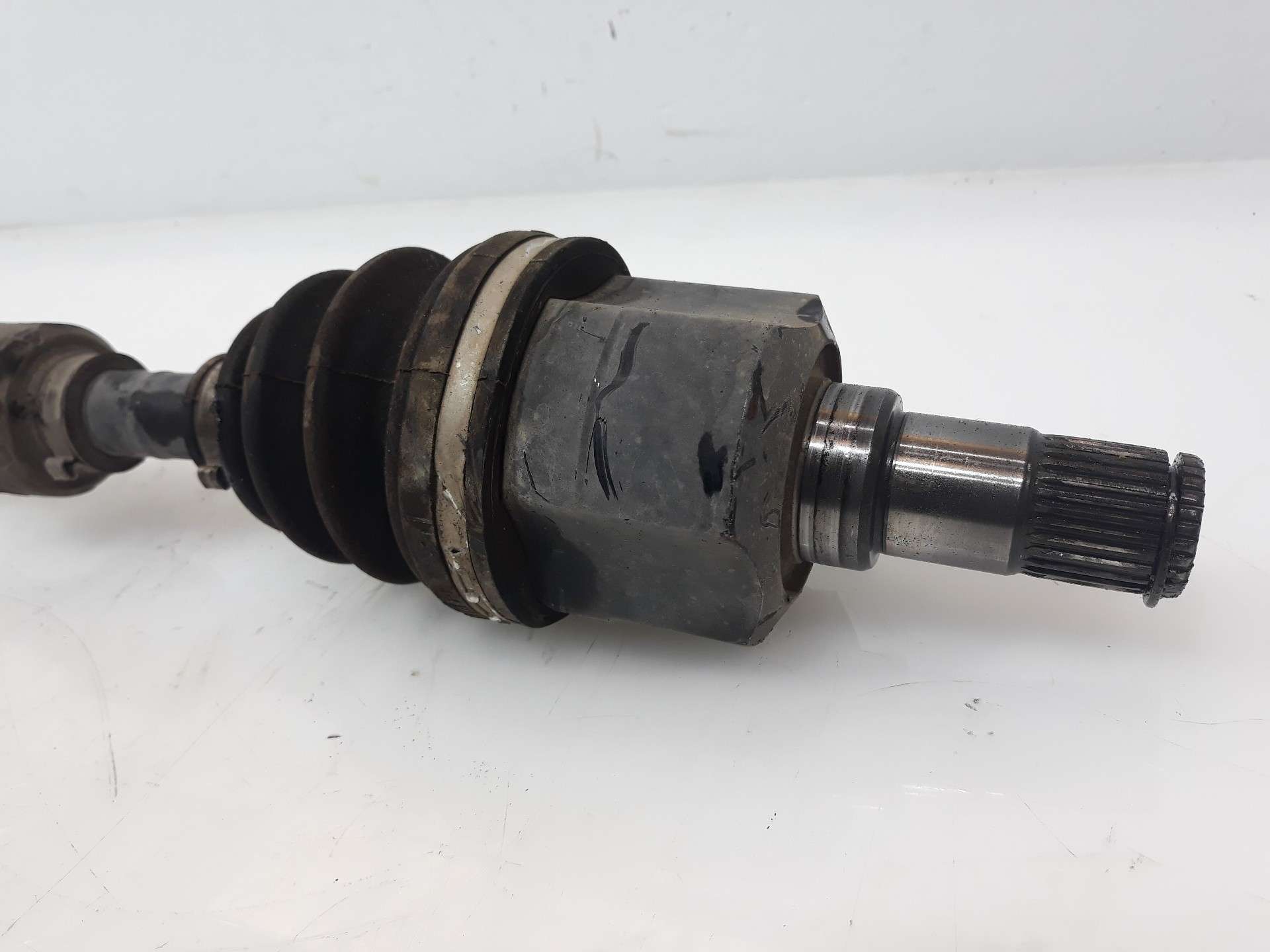 TRANSMISION DELANTERA IZQUIERDA HYUNDAI I40 2012- (495003Z400 1490417)