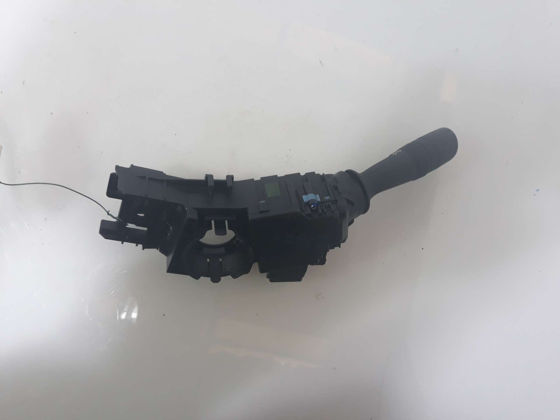 MANDO LUCES TOYOTA RAV 4 2012-2019 (8414033250 1353664)