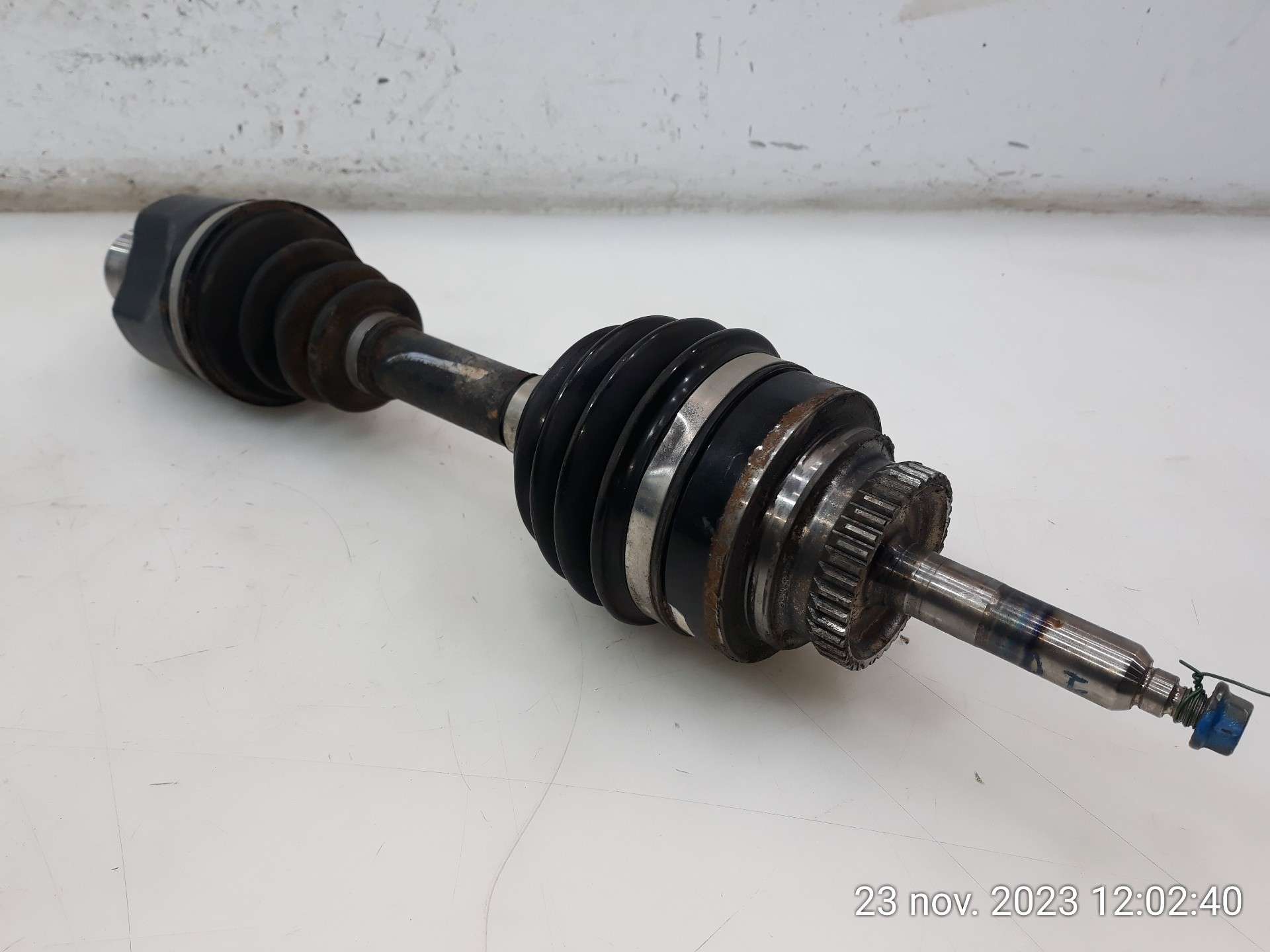 TRANSMISION DELANTERA IZQUIERDA SSANGYONG KYRON 2005-2011 (4130009002 1539110)