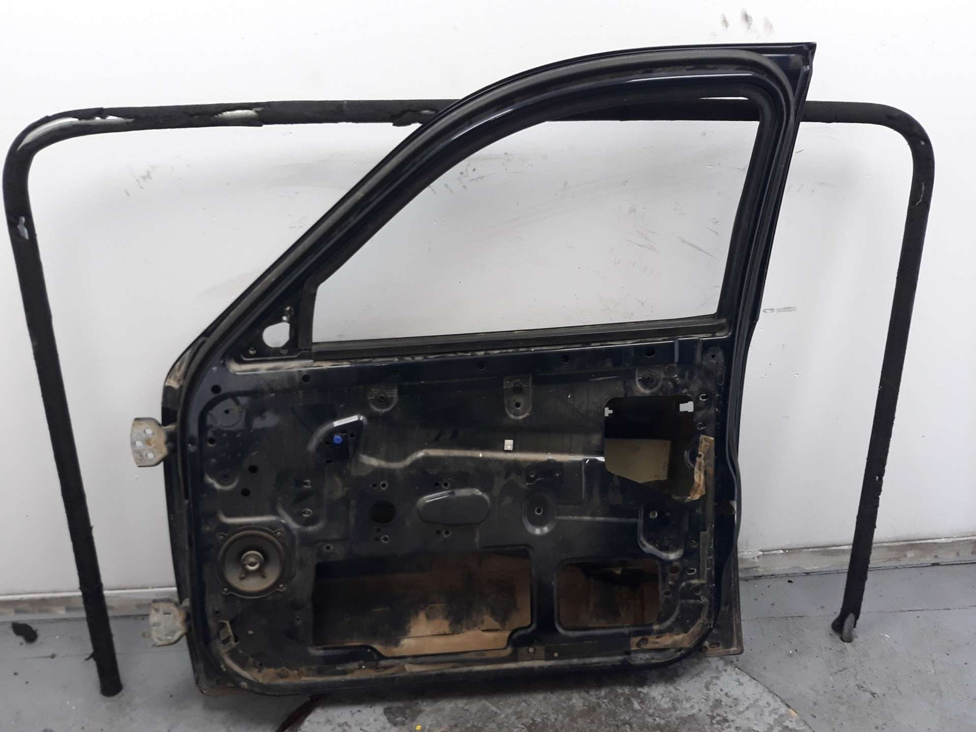 PUERTA DELANTERA DERECHA TATA XENON 4X4 2010- (ID 1356155 1356155)