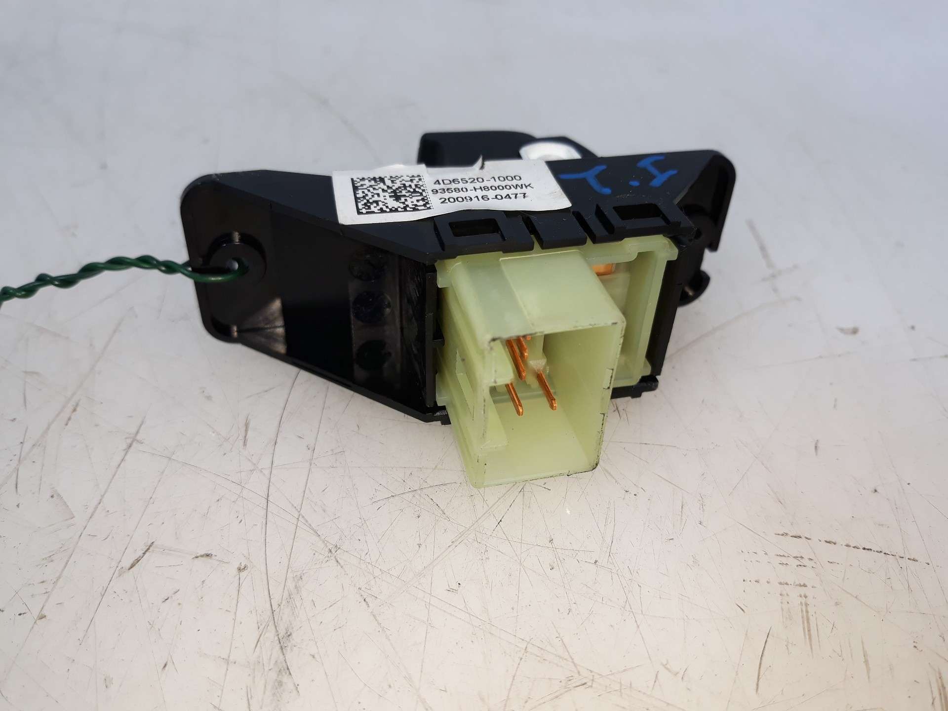 MANDO ELEVALUNAS TRASERO IZQUIERDO KIA STONIC (YBCUV) 2017- (93580H8000 1539636)