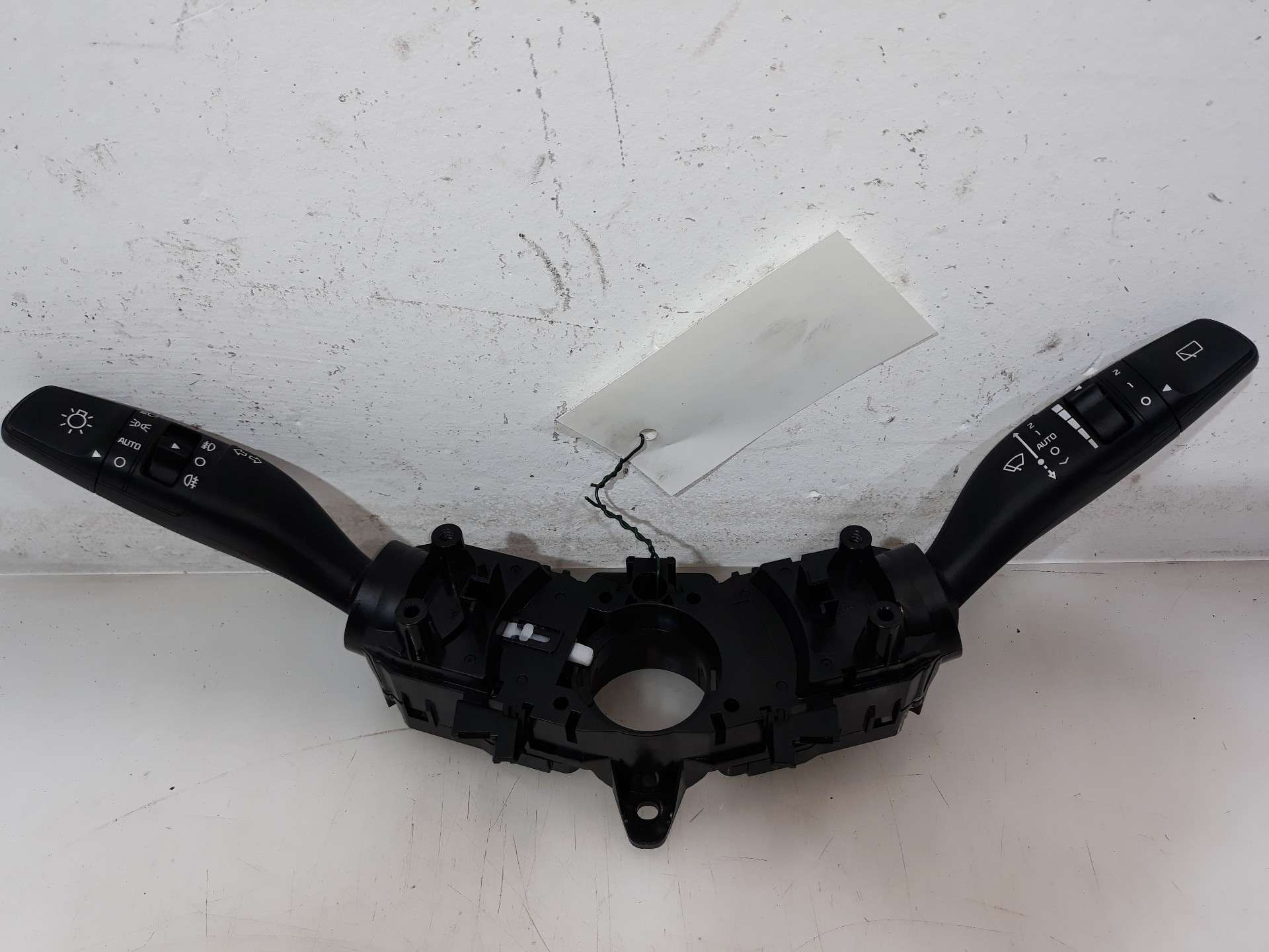 MANDO MULTIFUNCION KIA STONIC (YBCUV) 2017- (93404D4962 1539638)