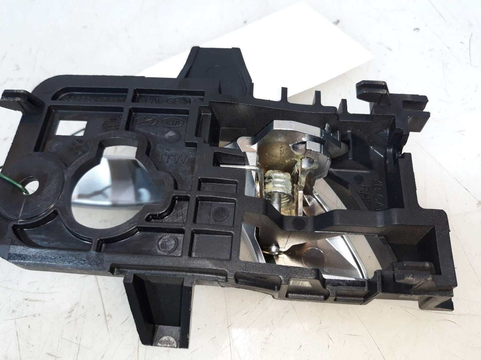 MANETA INTERIOR DELANTERA DERECHA KIA STONIC (YBCUV) 2017- (82620H8510SA1 1539644)