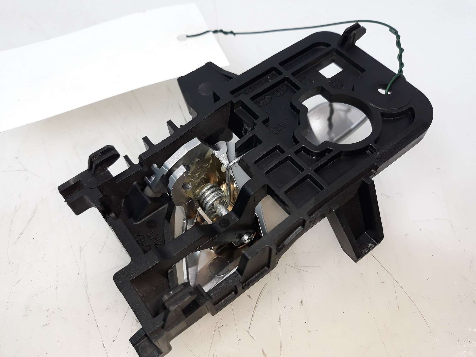 MANETA INTERIOR DELANTERA IZQUIERDA KIA STONIC (YBCUV) 2017- (82610H8510SA1 1539645)